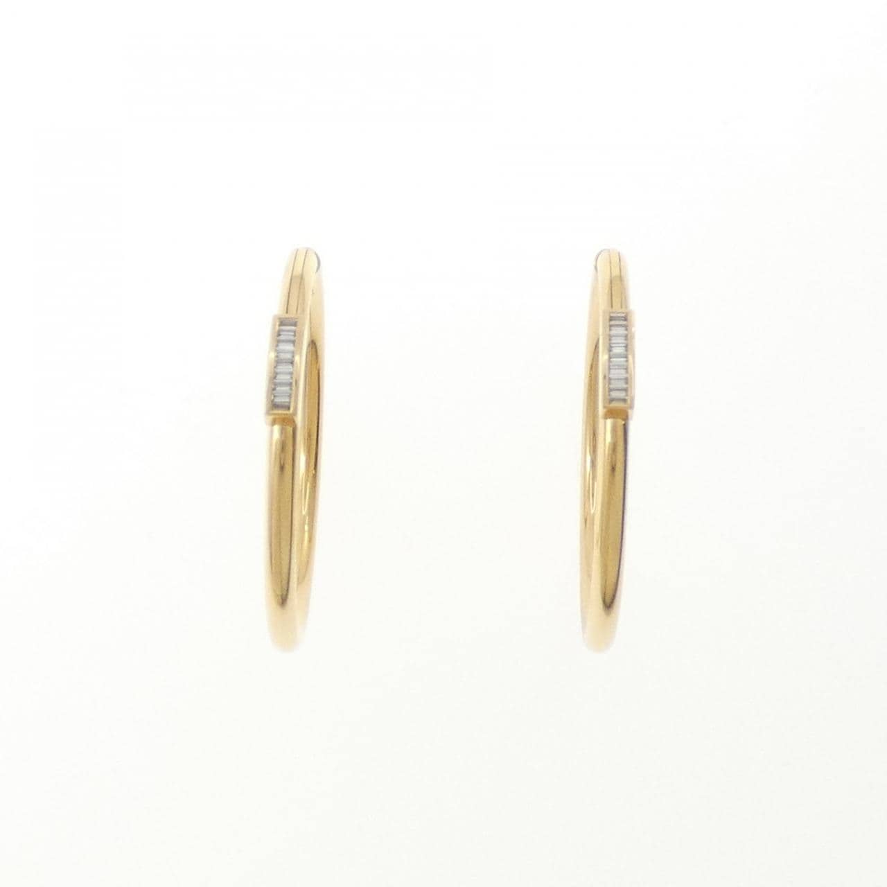 セリーヌ システム ラージ ピアス