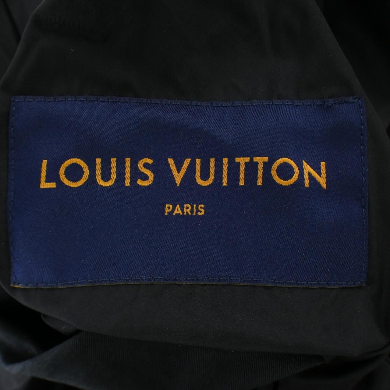 ルイヴィトン LOUIS VUITTON リバーシブルモノグラムパファージャケット HIB47WRSB ブルゾン