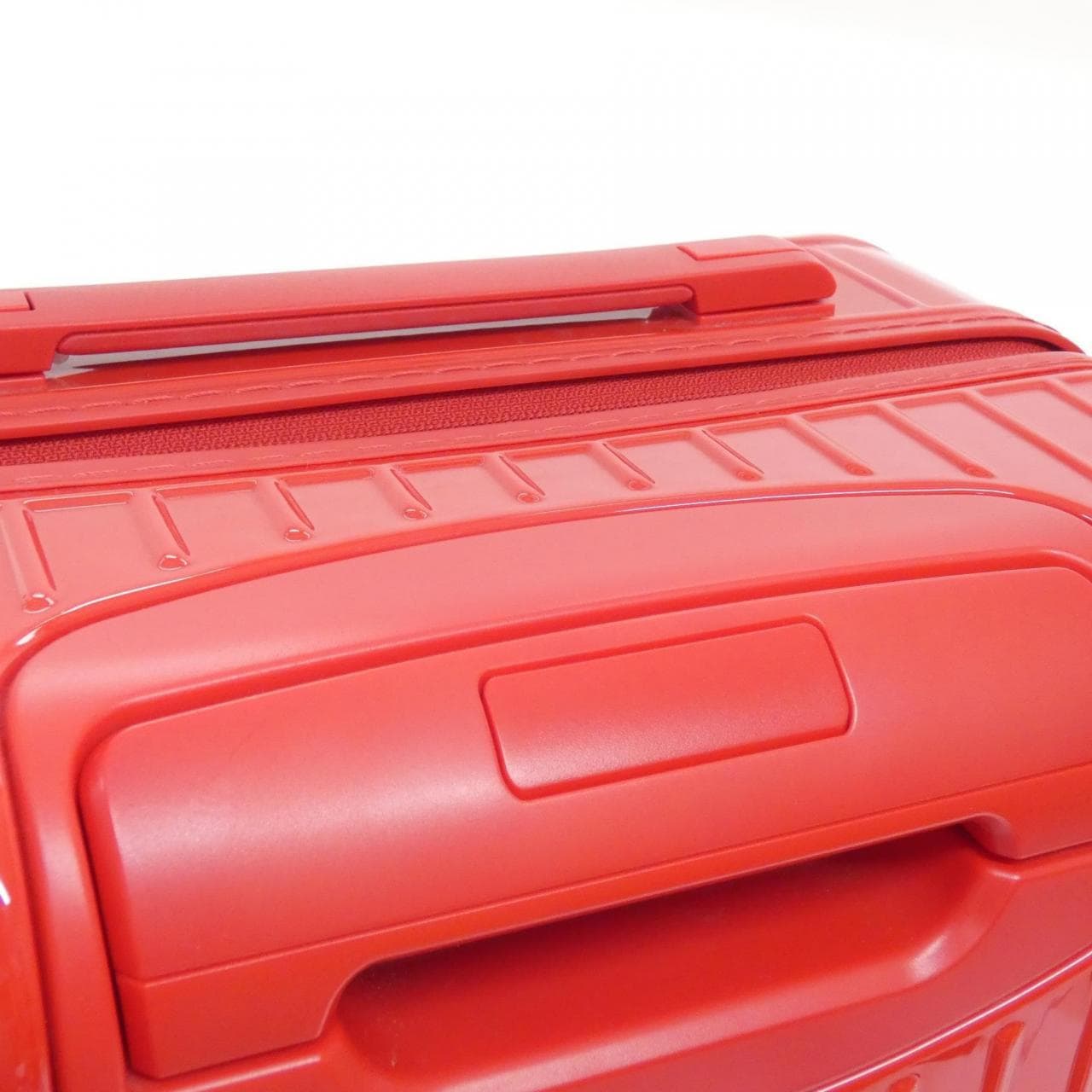 リモワ ESSENTIAL キャビン 36L 83253654 キャリーバッグ