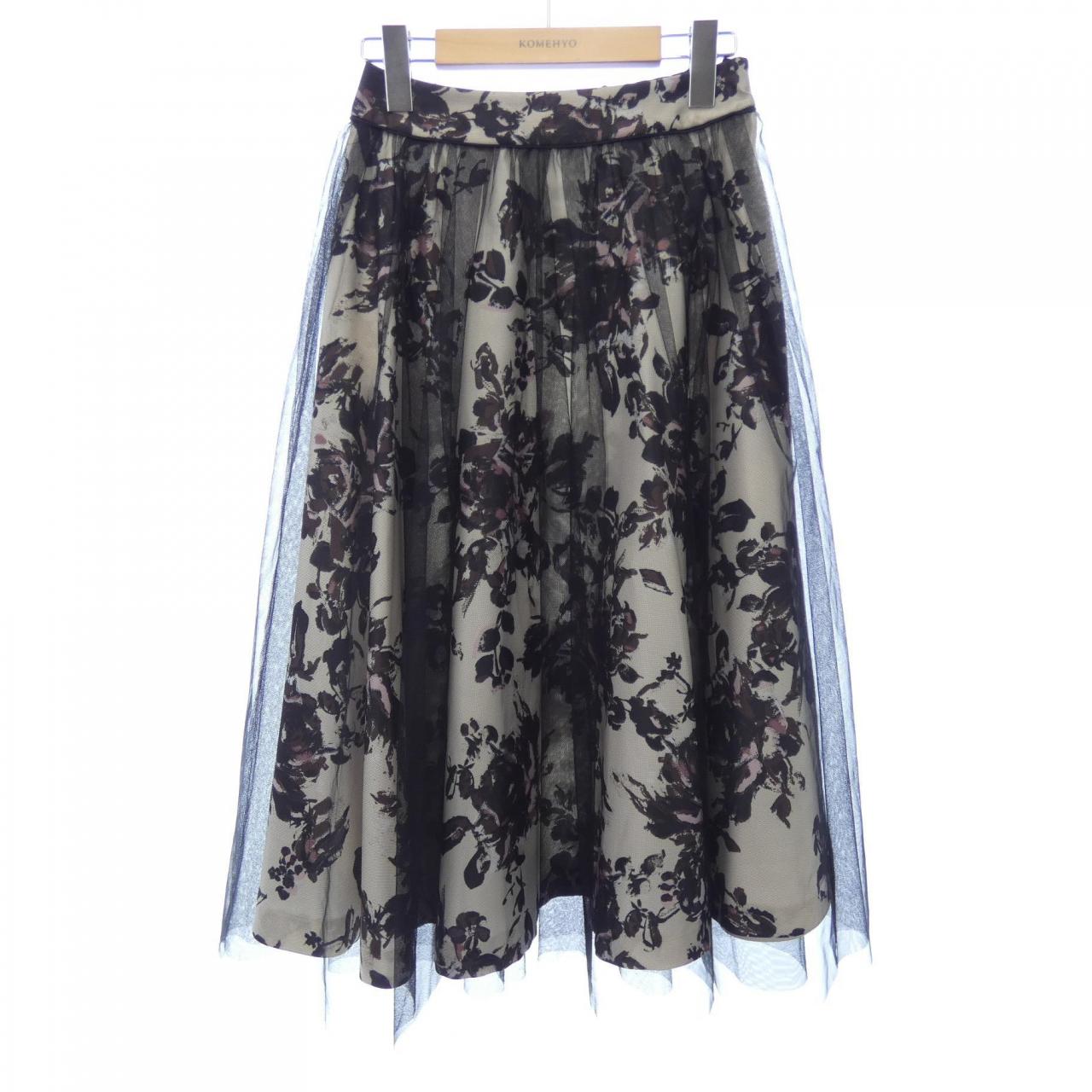 トゥービーシック TO BE CHIC スカート