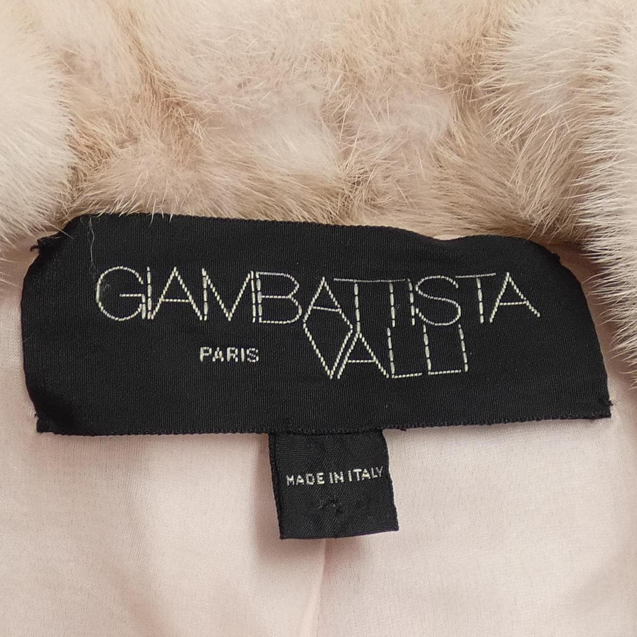 ジャンバティスタヴァリ GIAMBATTISTA VALLI コート