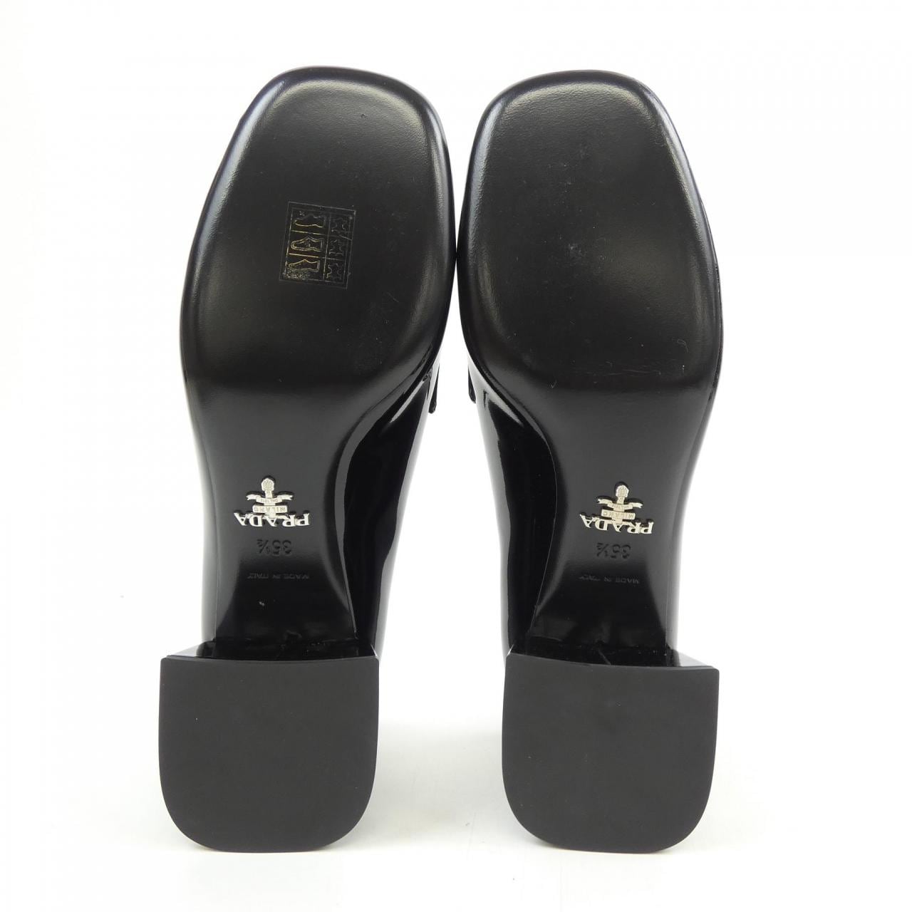 プラダ PRADA パテントレザーローファー トライアングルロゴ 1D763M シューズ