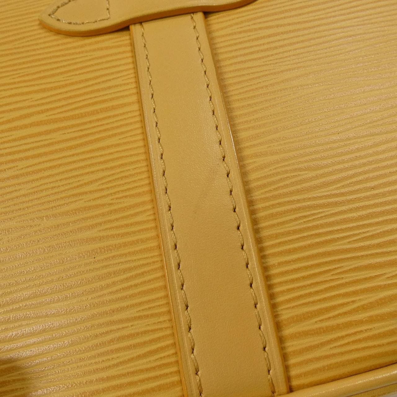 ルイヴィトン エピ ソミュールBB M23471 ショルダーバッグ