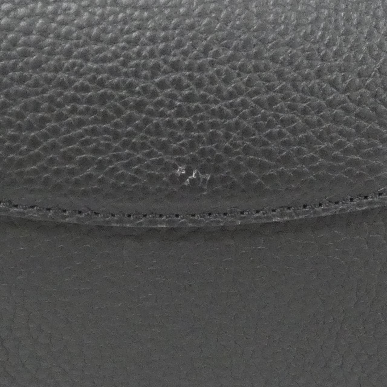 ルイヴィトン カプシーヌ MINI M56071 バッグ