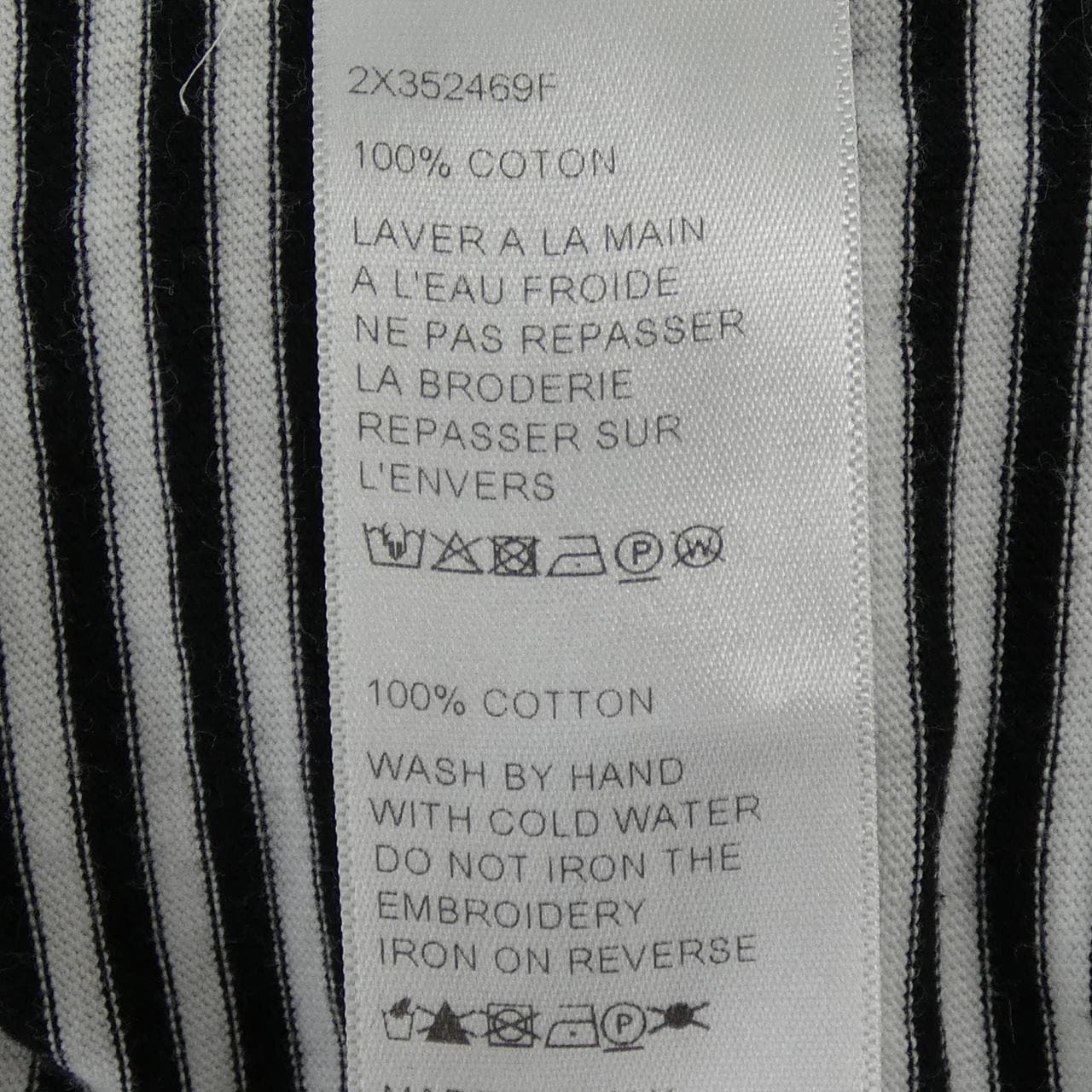 セリーヌ CELINE 2X352469F Tシャツ