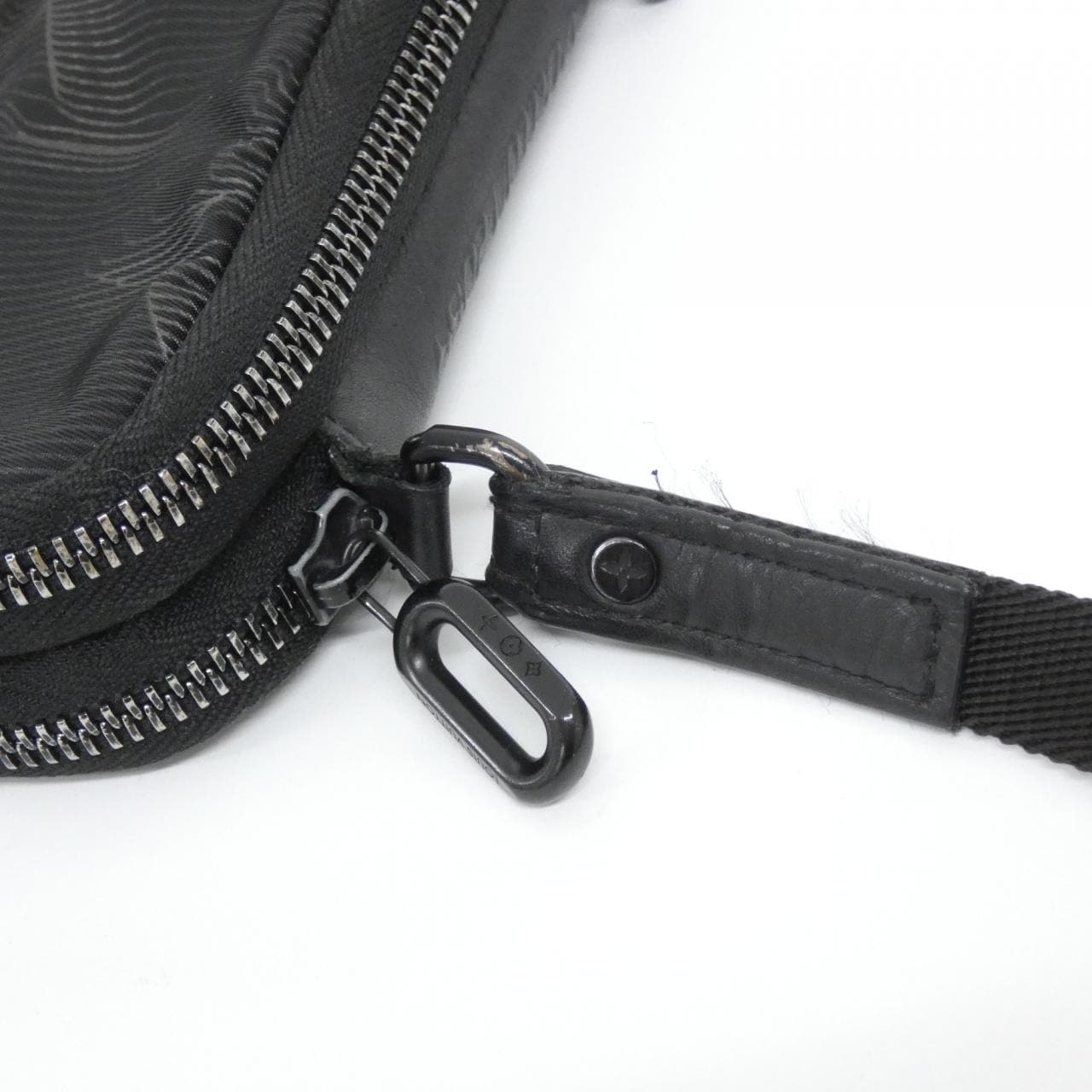 ルイヴィトン LOUIS VUITTON 2054 ダブル フォン ポーチ M80141 ショルダーバッグ