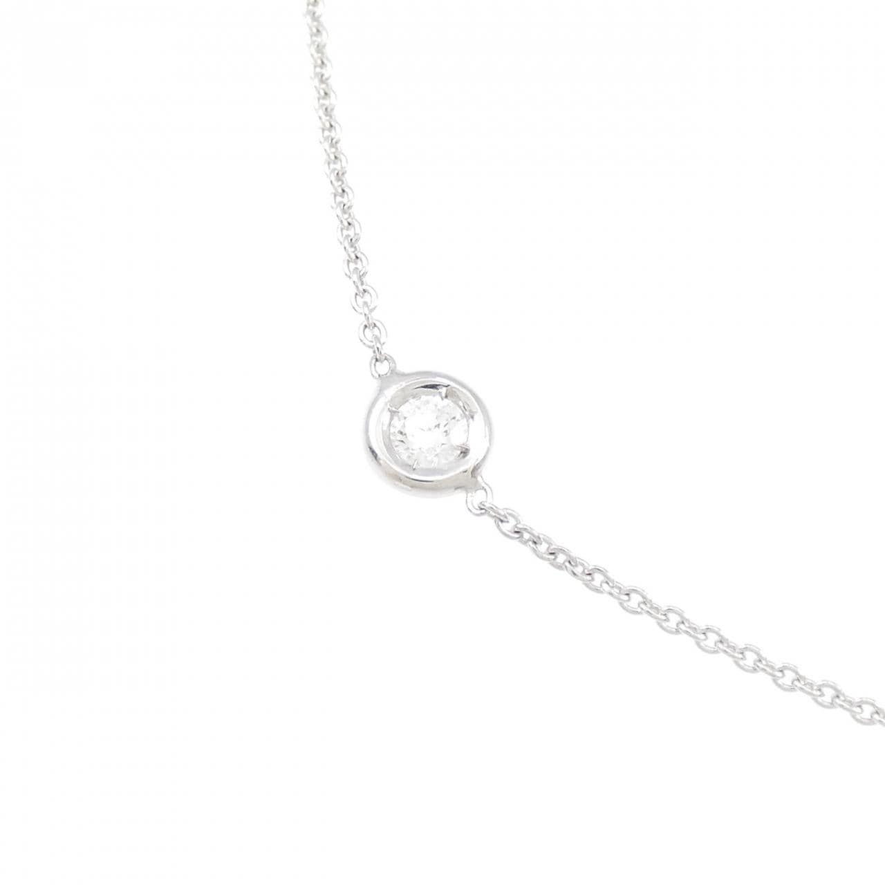 750WG Diamond necklace