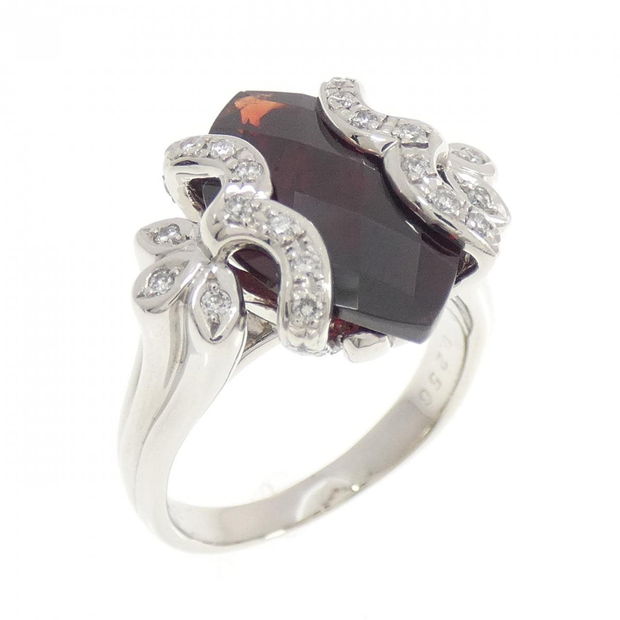 PT900 ガーネット リング 7.142CT