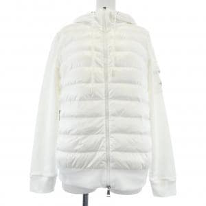 モンクレール MONCLER ダウンジャケット