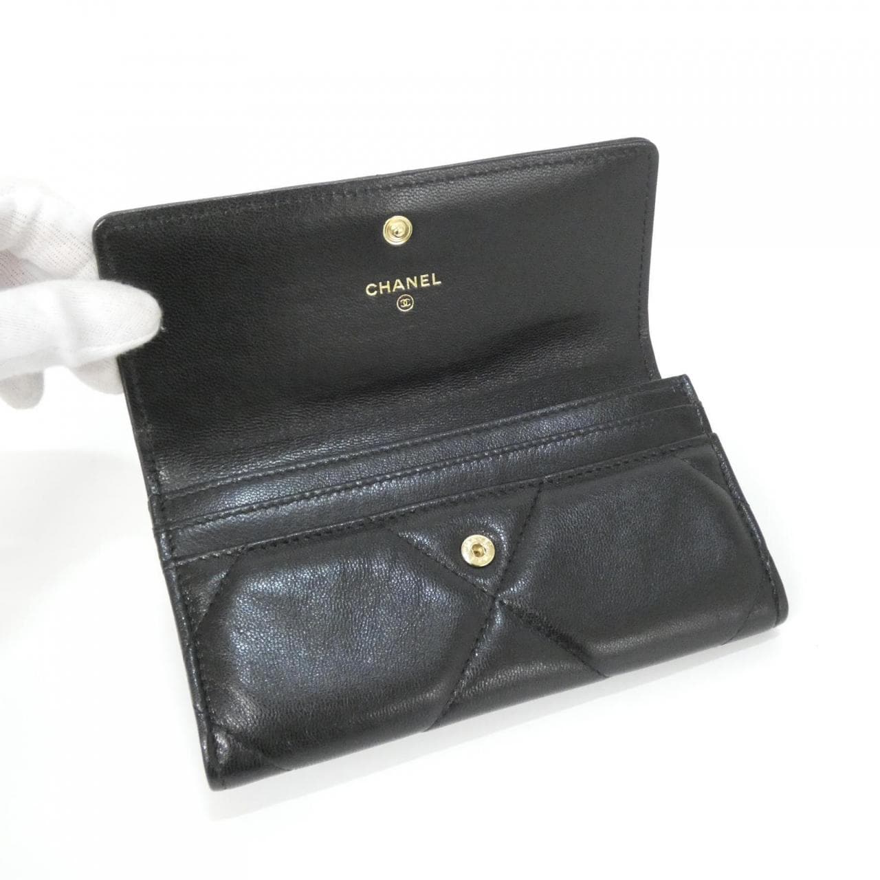 シャネル シャネル19 ライン AP0953 財布