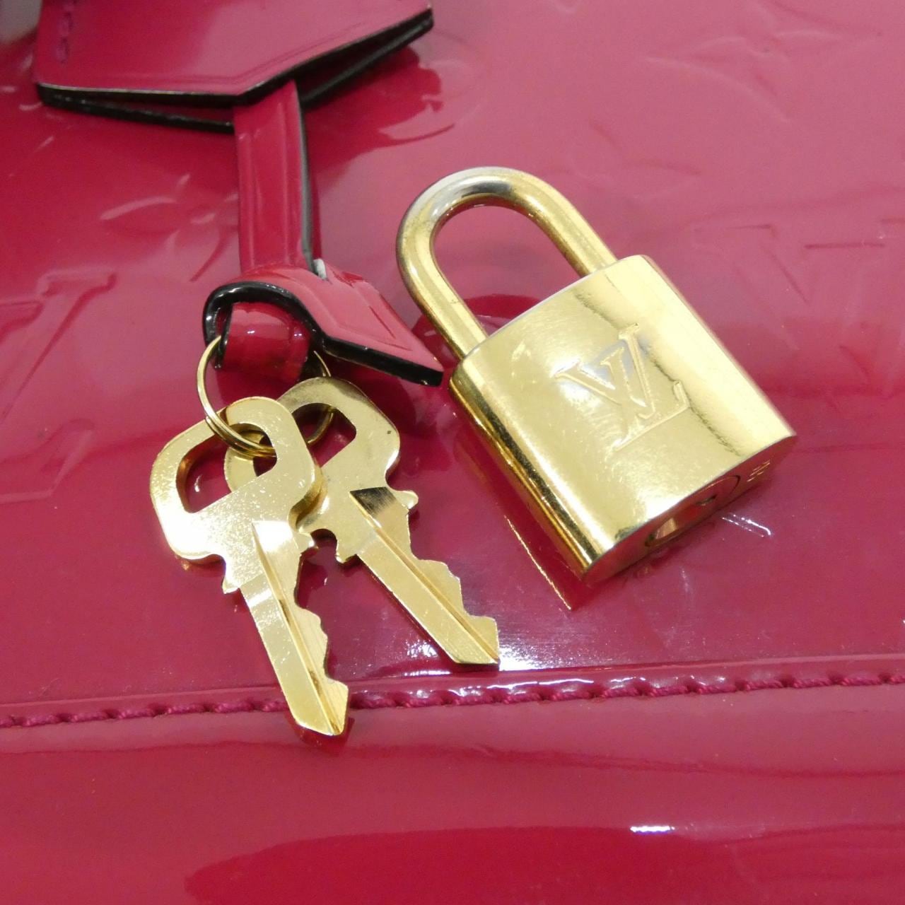 ルイヴィトン ヴェルニ アルマBB M91771 バッグ