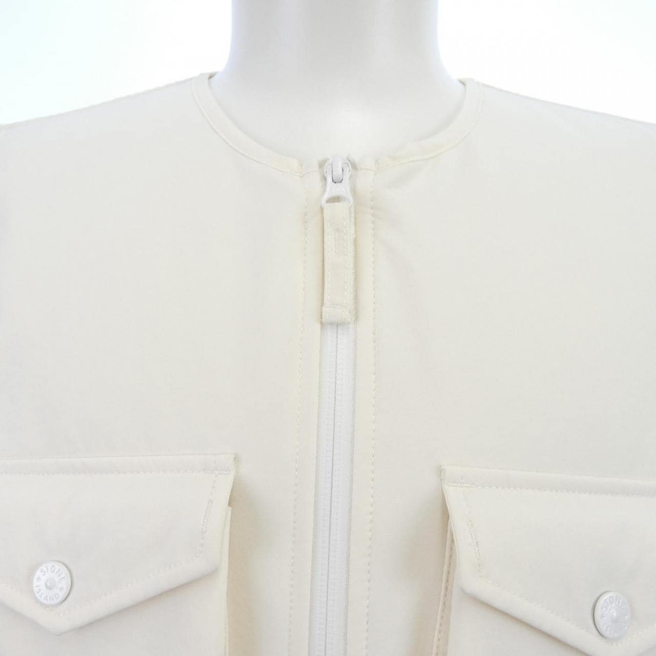 ストーンアイランド STONE ISLAND 7215G03F1 ベスト