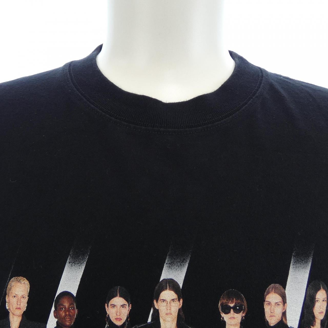 バレンシアガ BALENCIAGA 612966 TIVA1 Tシャツ