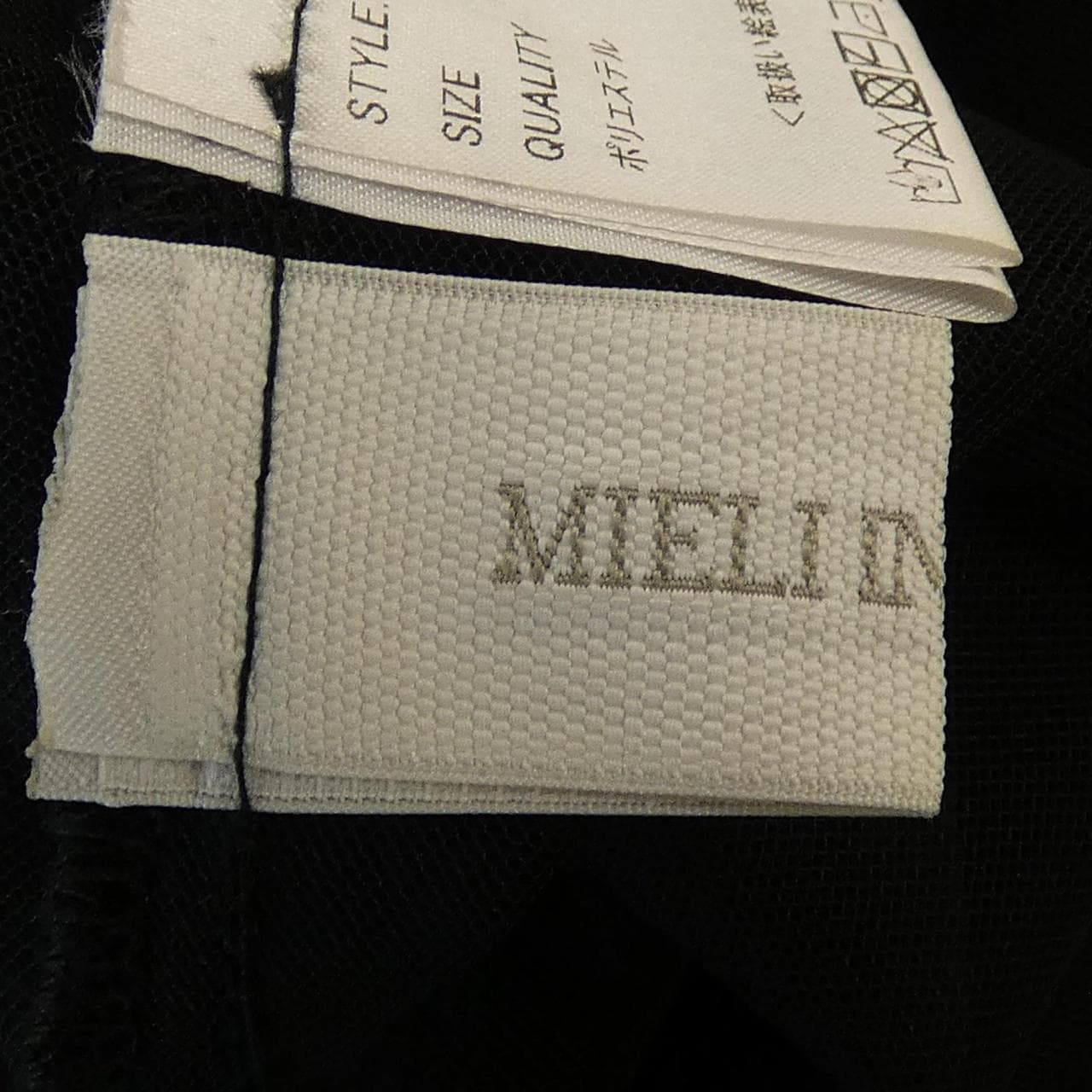 MIELI INVARIANT ワンピース