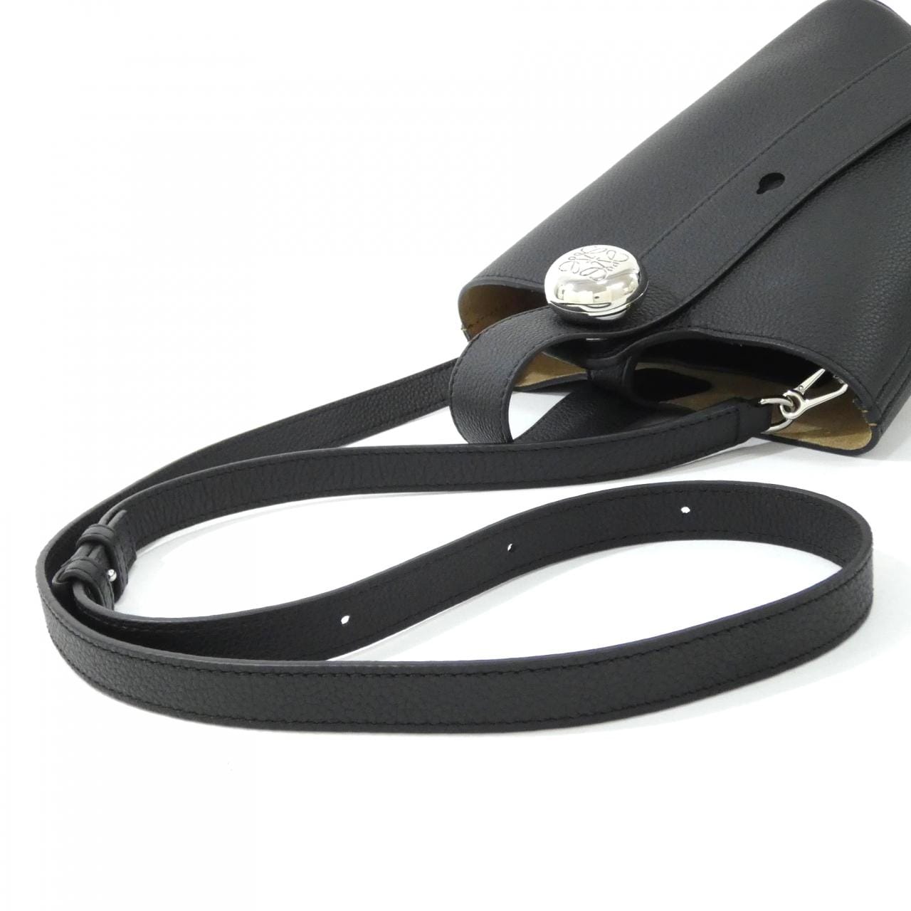 【未使用品】ロエベ ぺブル バケット ミニ AANBBBMX02 バッグ