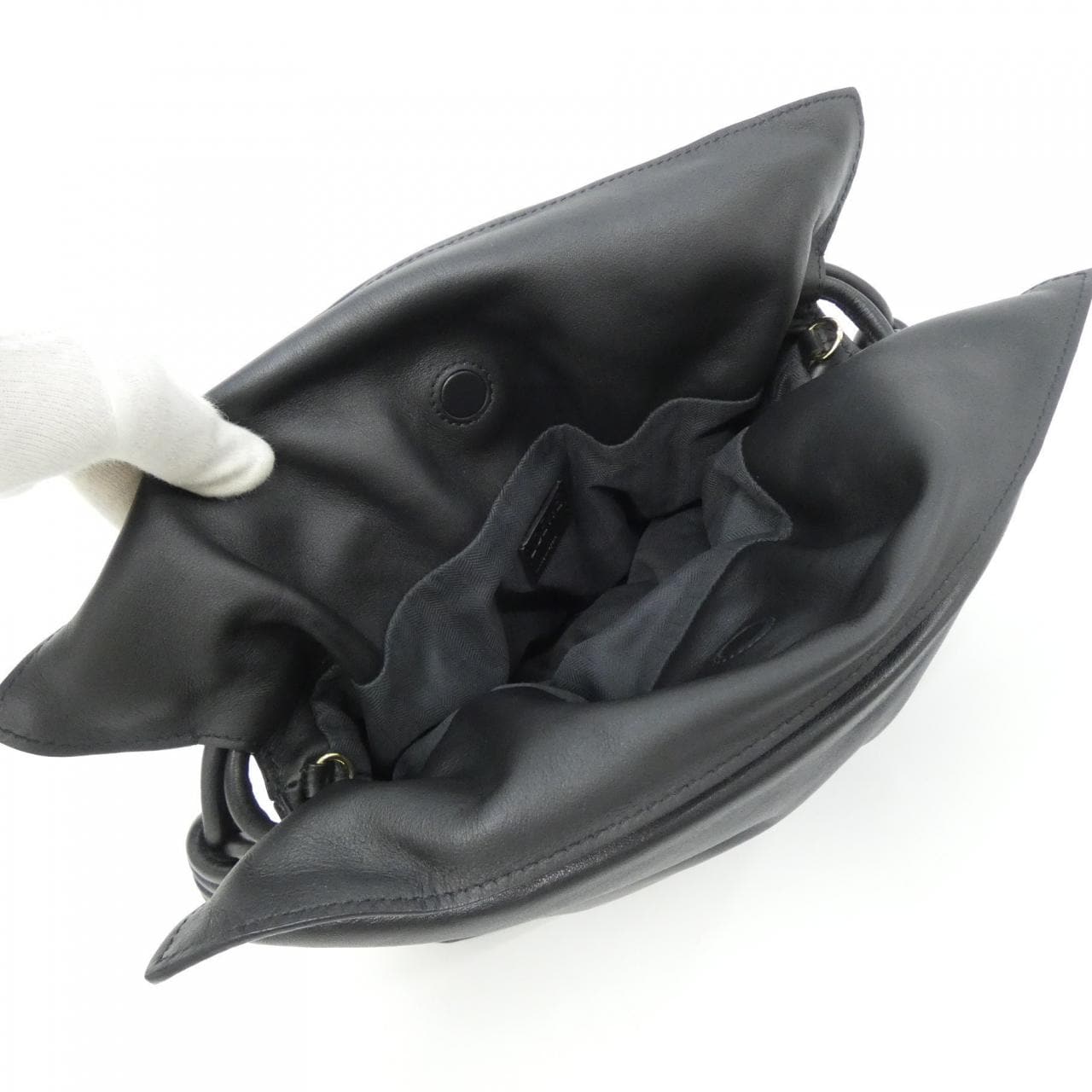 ロエベ パファー フラメンコ クラッチ A411FC1X67 バッグ