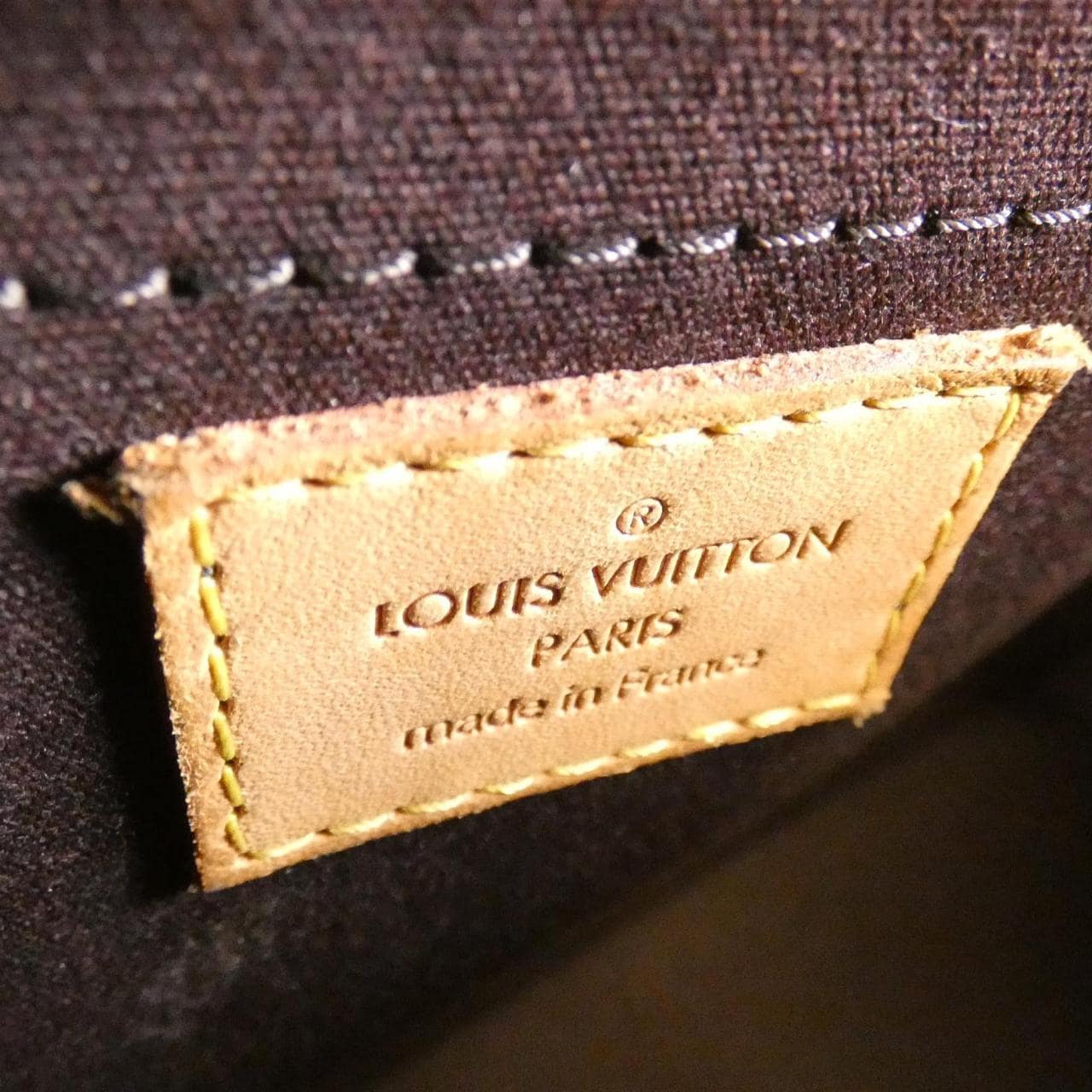 LOUIS VUITTON Vernis Rosewood Avenue M93510 Bag