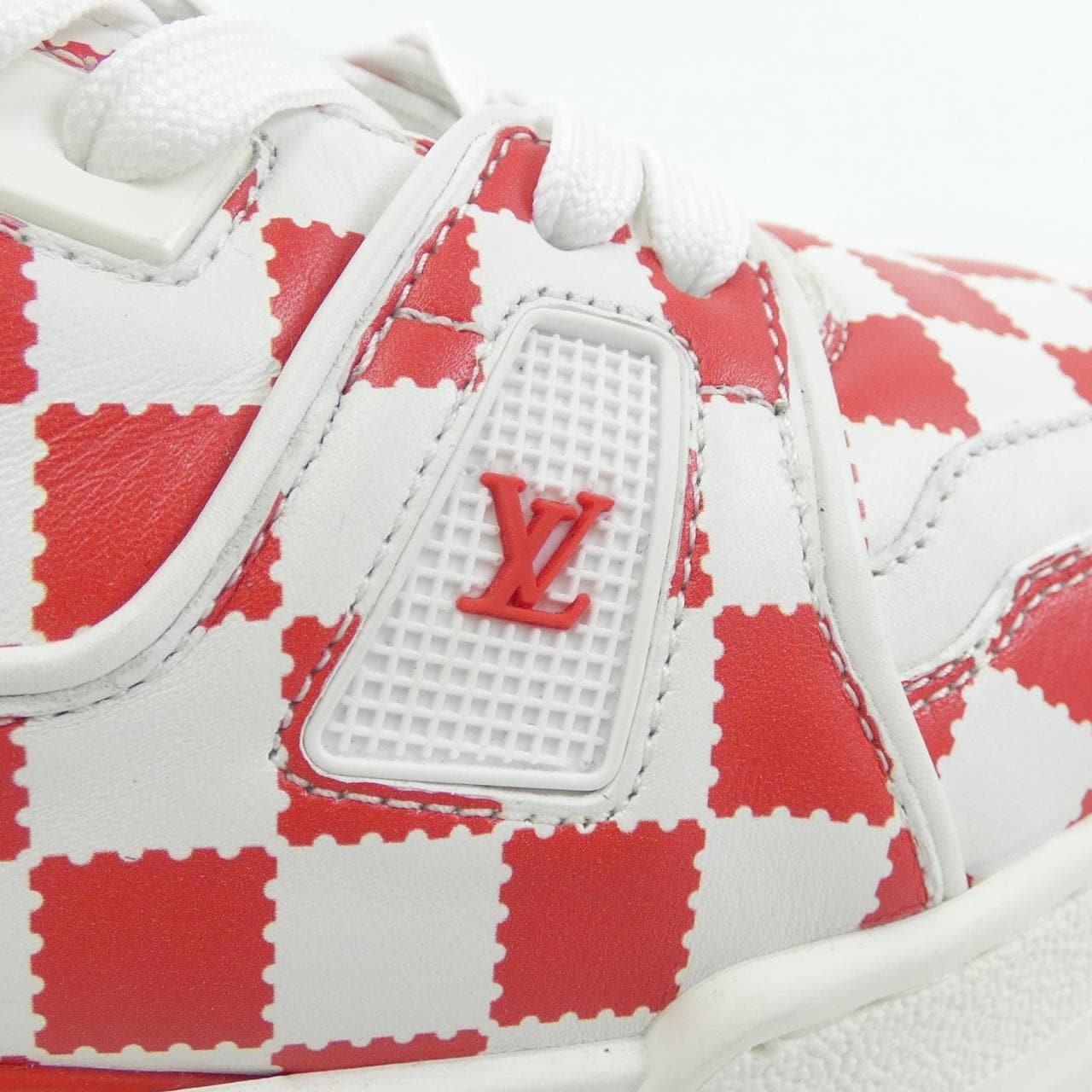 LOUIS LOUIS VUITTON sneakers