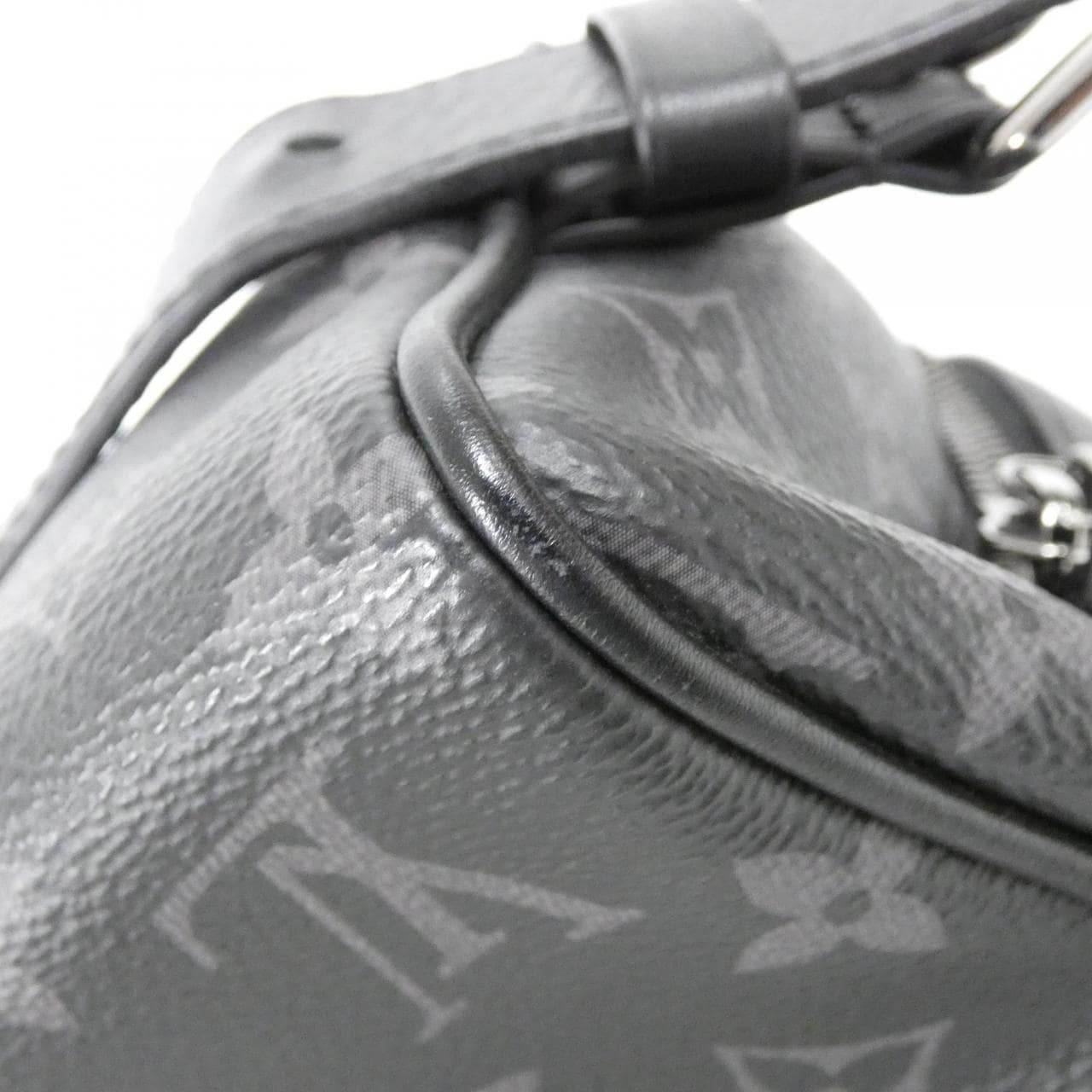 ルイヴィトン モノグラム エクリプス ロッカー ドップキット M83113 ポーチ