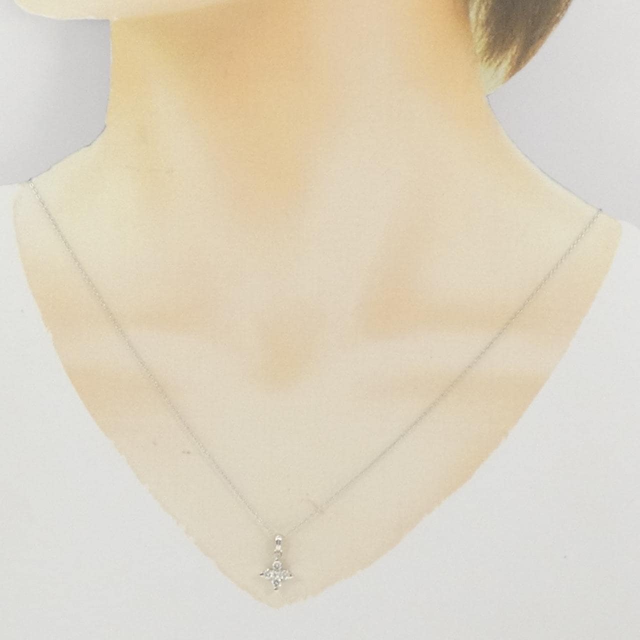 K10WG フラワー ダイヤモンド ネックレス 0.29CT