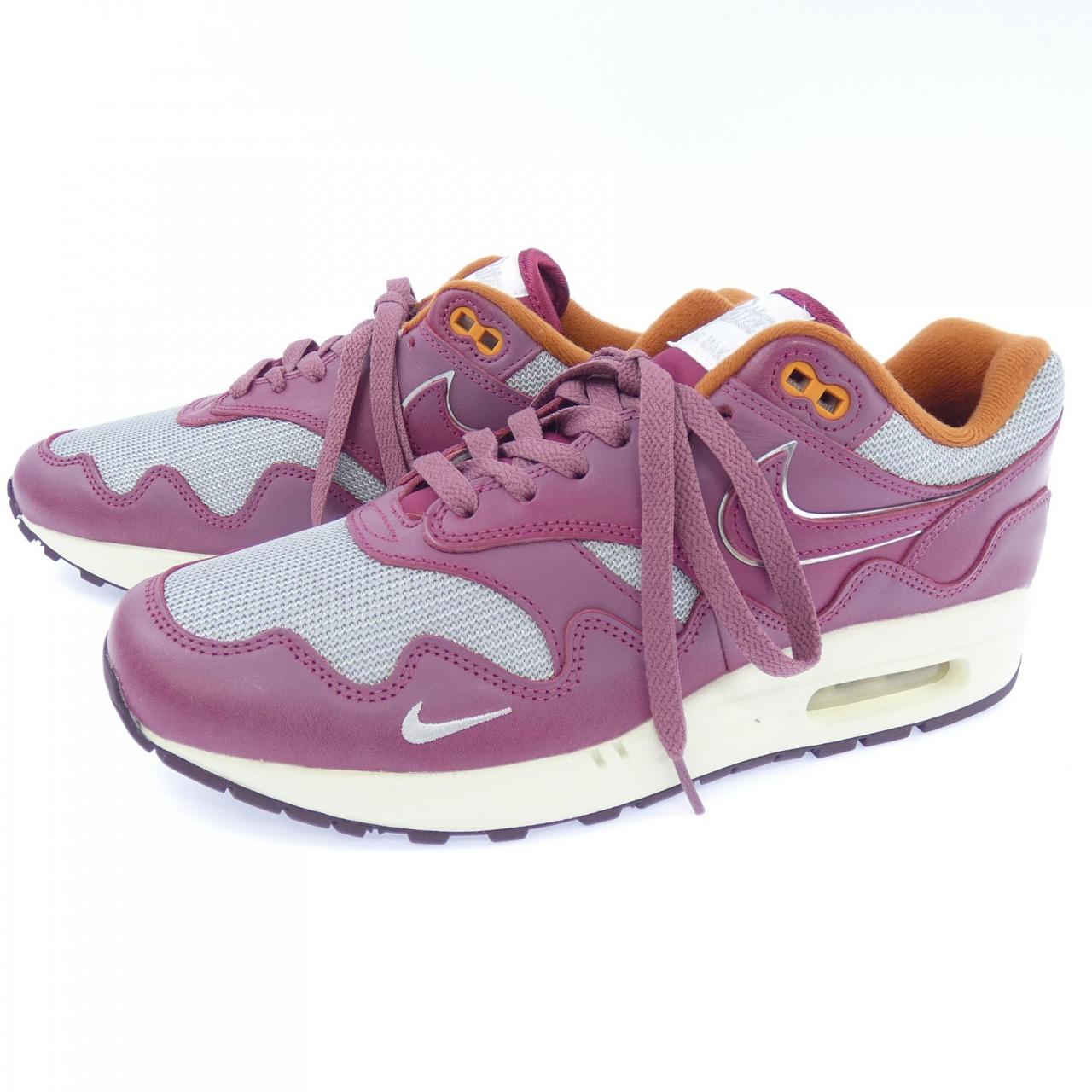 ナイキ NIKE DO9549-001 スニーカー