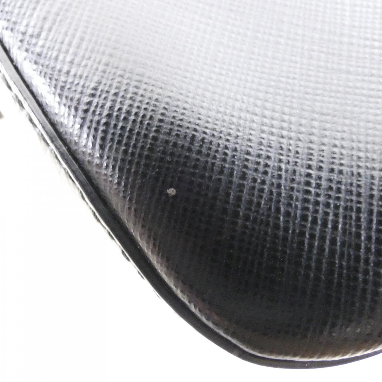 サルヴァトーレフェラガモ LYDIA 21 F568 ショルダーバッグ