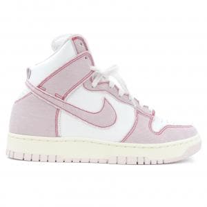 ナイキ NIKE DQ8799 100 スニーカー