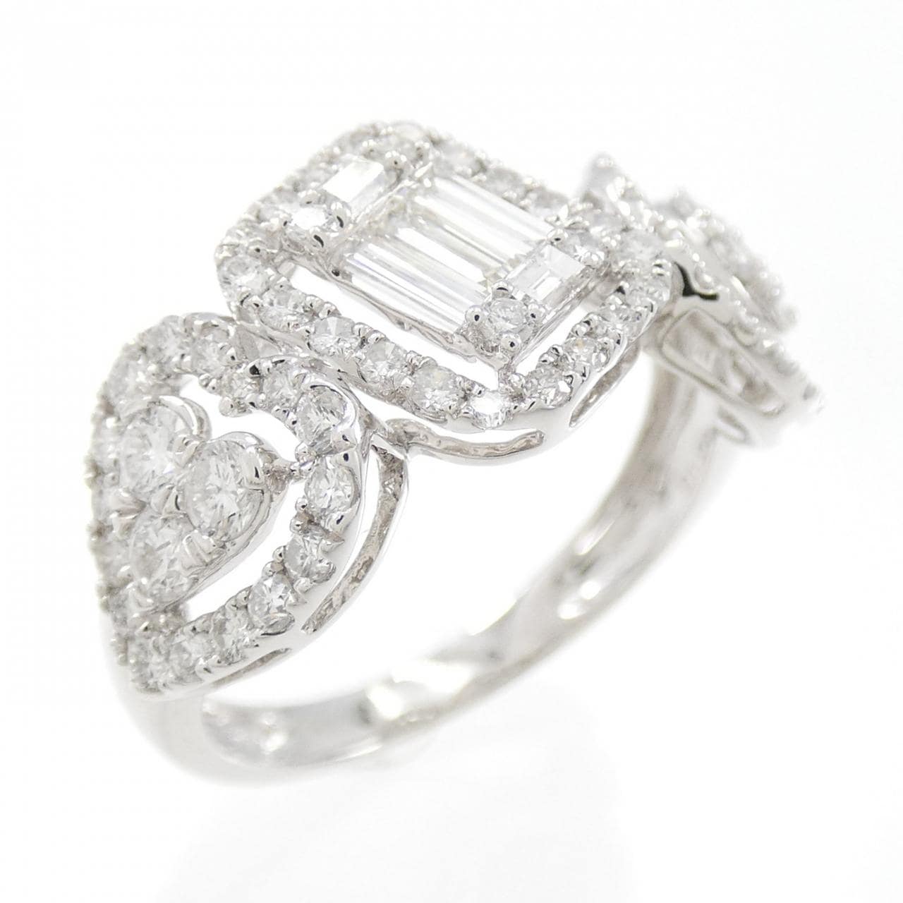 K18WG 心形钻石1.00CT