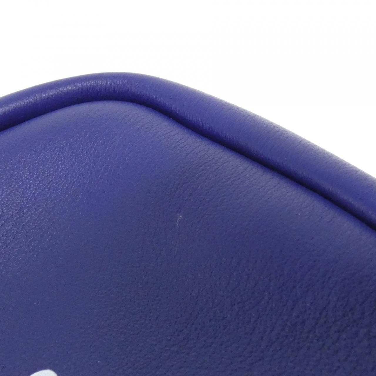 バレンシアガ エブリデイ カメラ バッグ 489812 D6W9N ショルダーバッグ