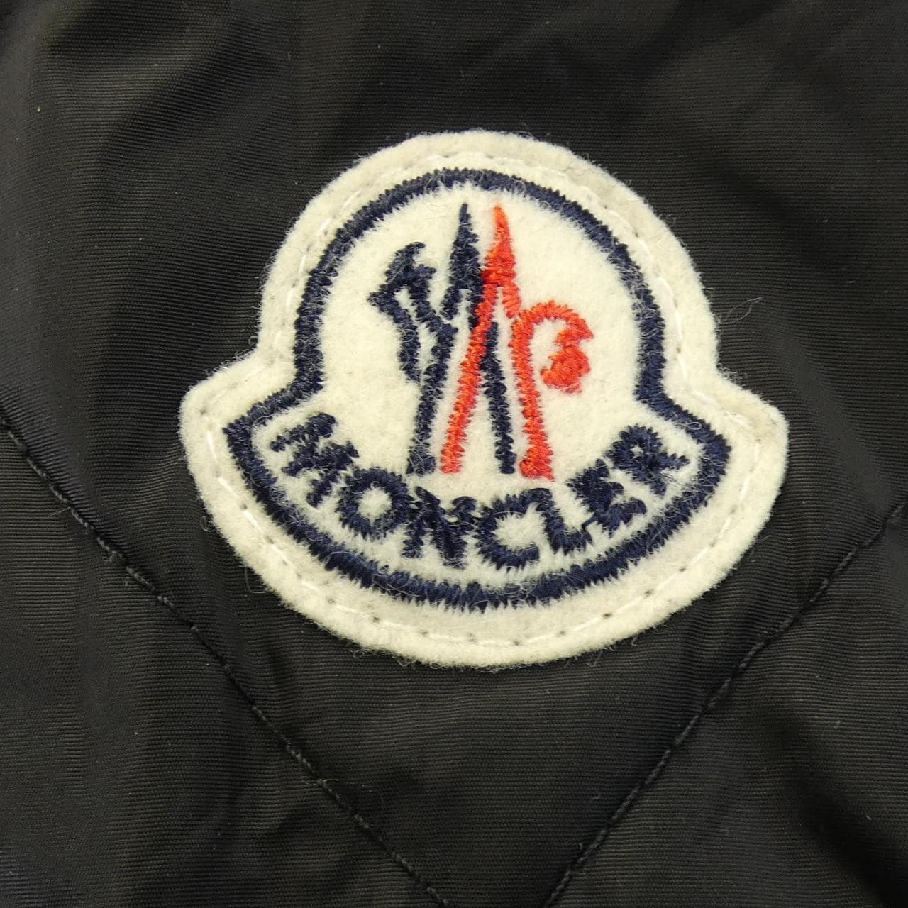 MONCLER MONCLER VOUGLANS Down Coat