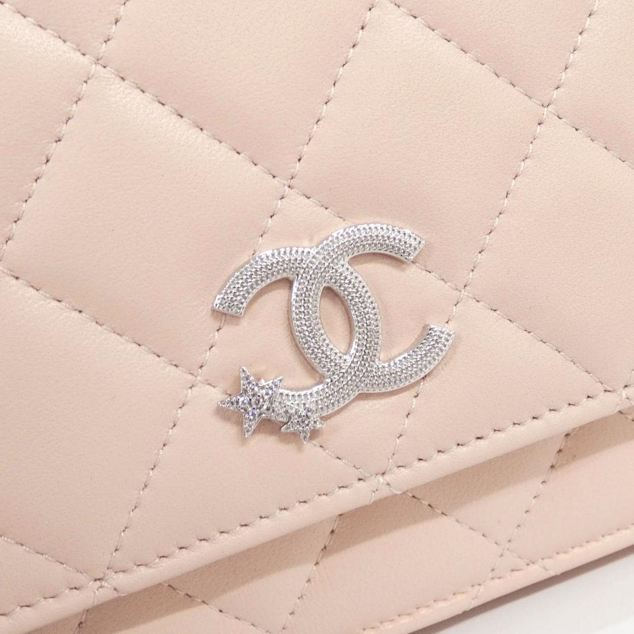 シャネル AP3723 チェーンウォレット