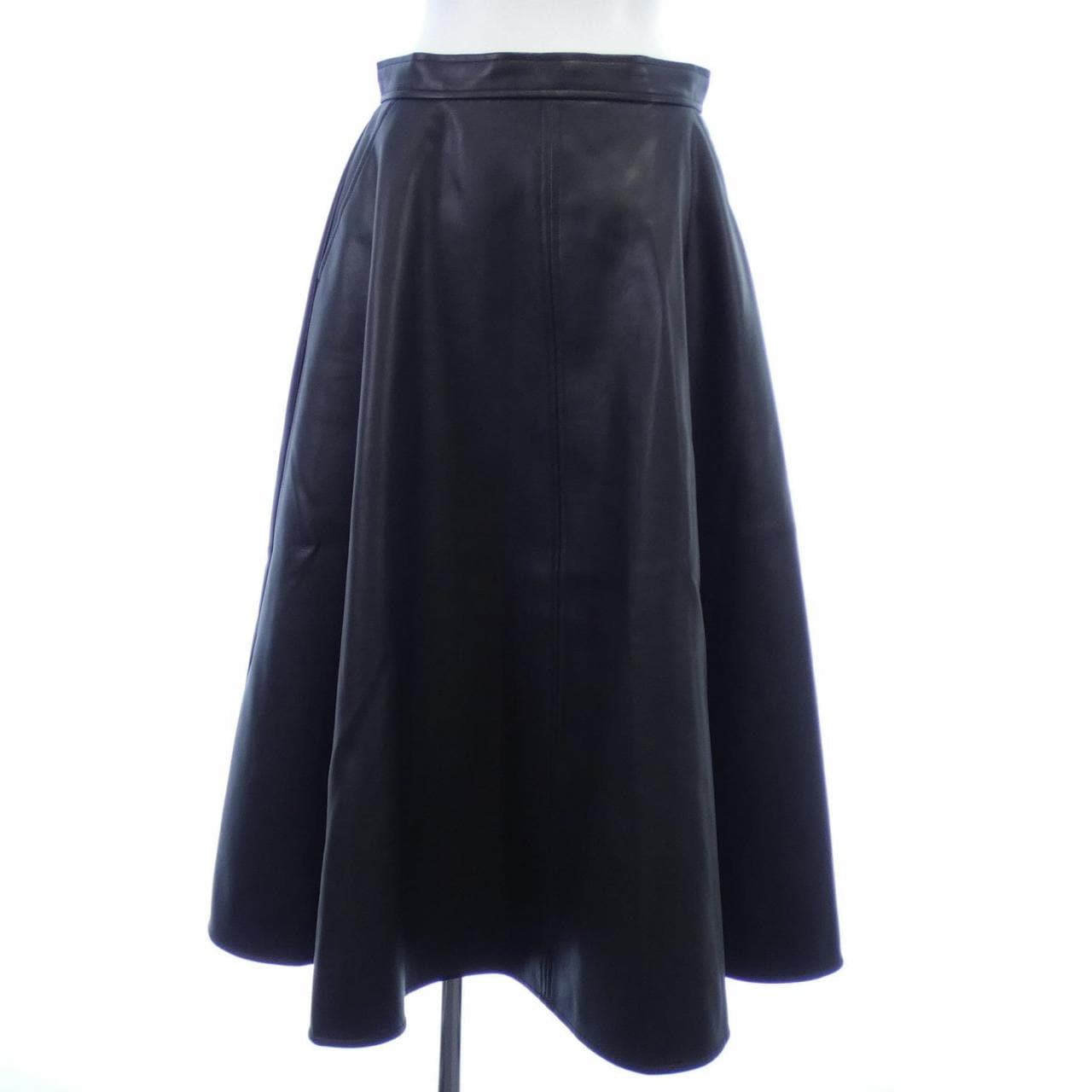 アンクレイヴ uncrave スカート