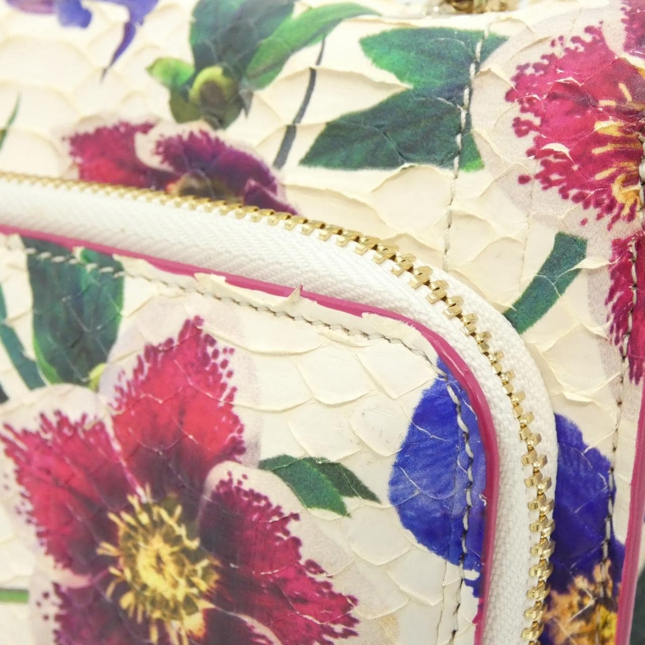 サルヴァトーレフェラガモ 21 G928 ショルダーバッグ