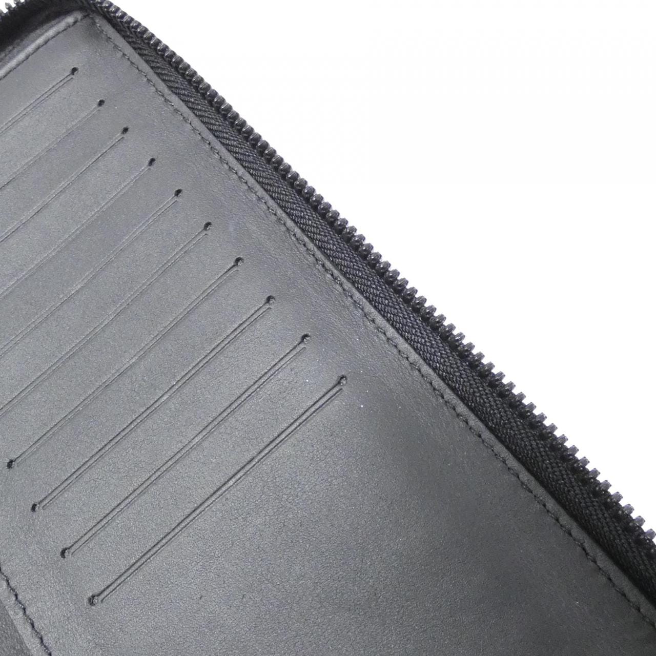 ルイヴィトン トリヨン モノグラム ジッピー ウォレット ヴェルティカル M69047 財布