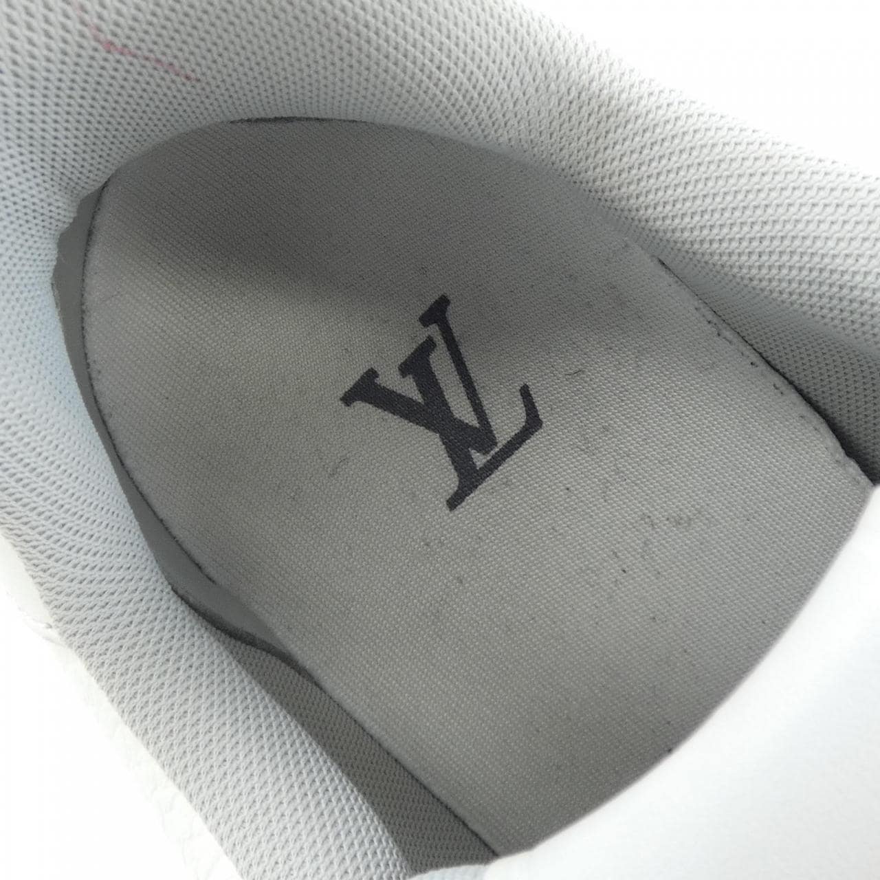 ルイヴィトン LOUIS VUITTON LVトレイナーライン スニーカー