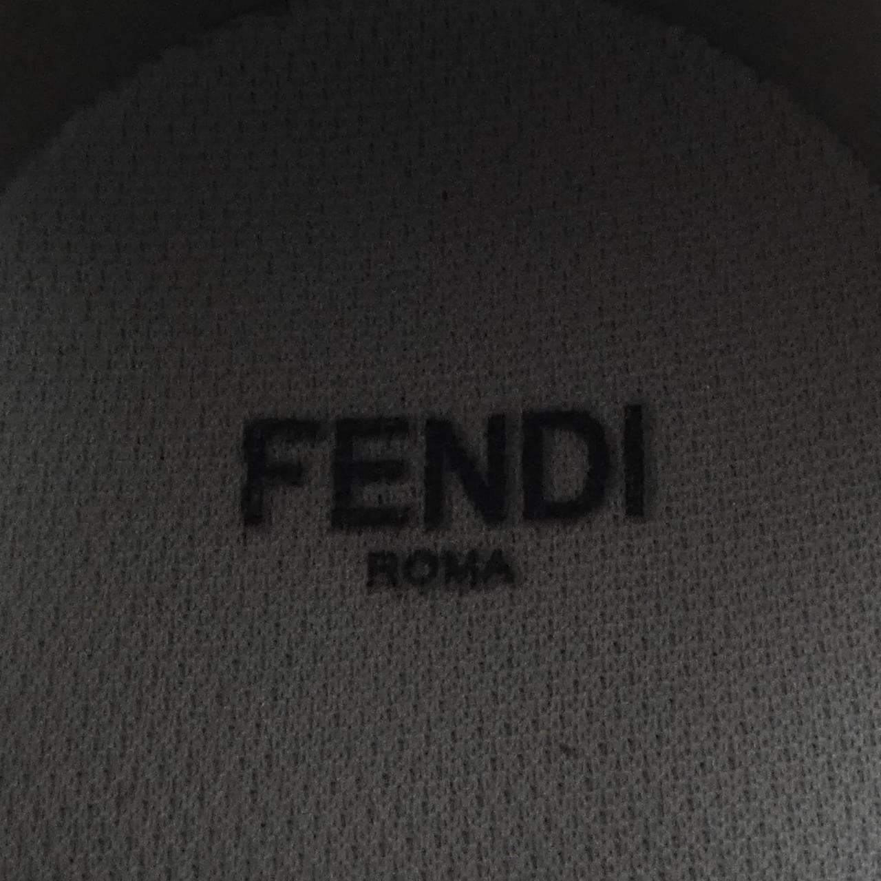 フェンディ FENDI スニーカー