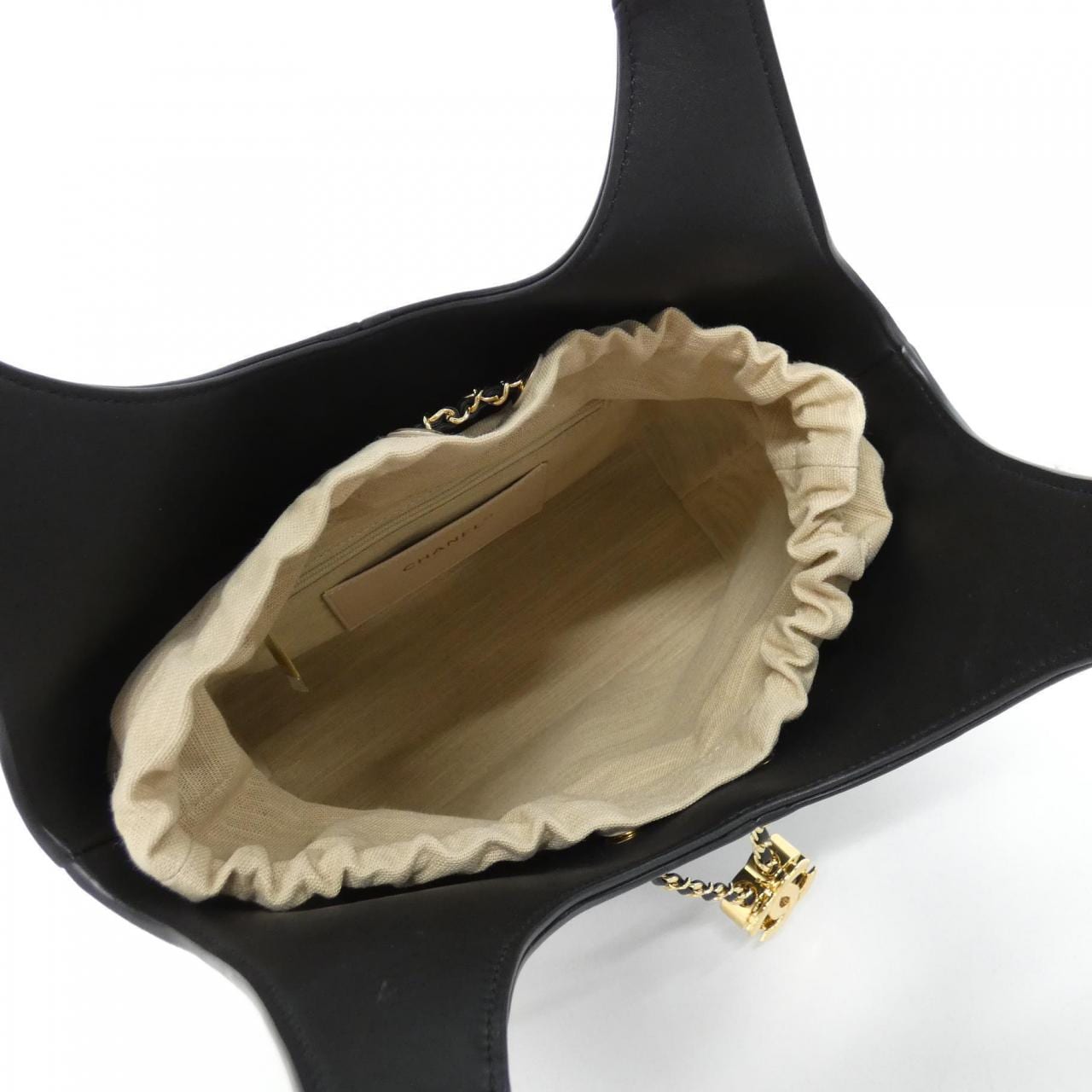 【未使用品】シャネル AS6108 バッグ