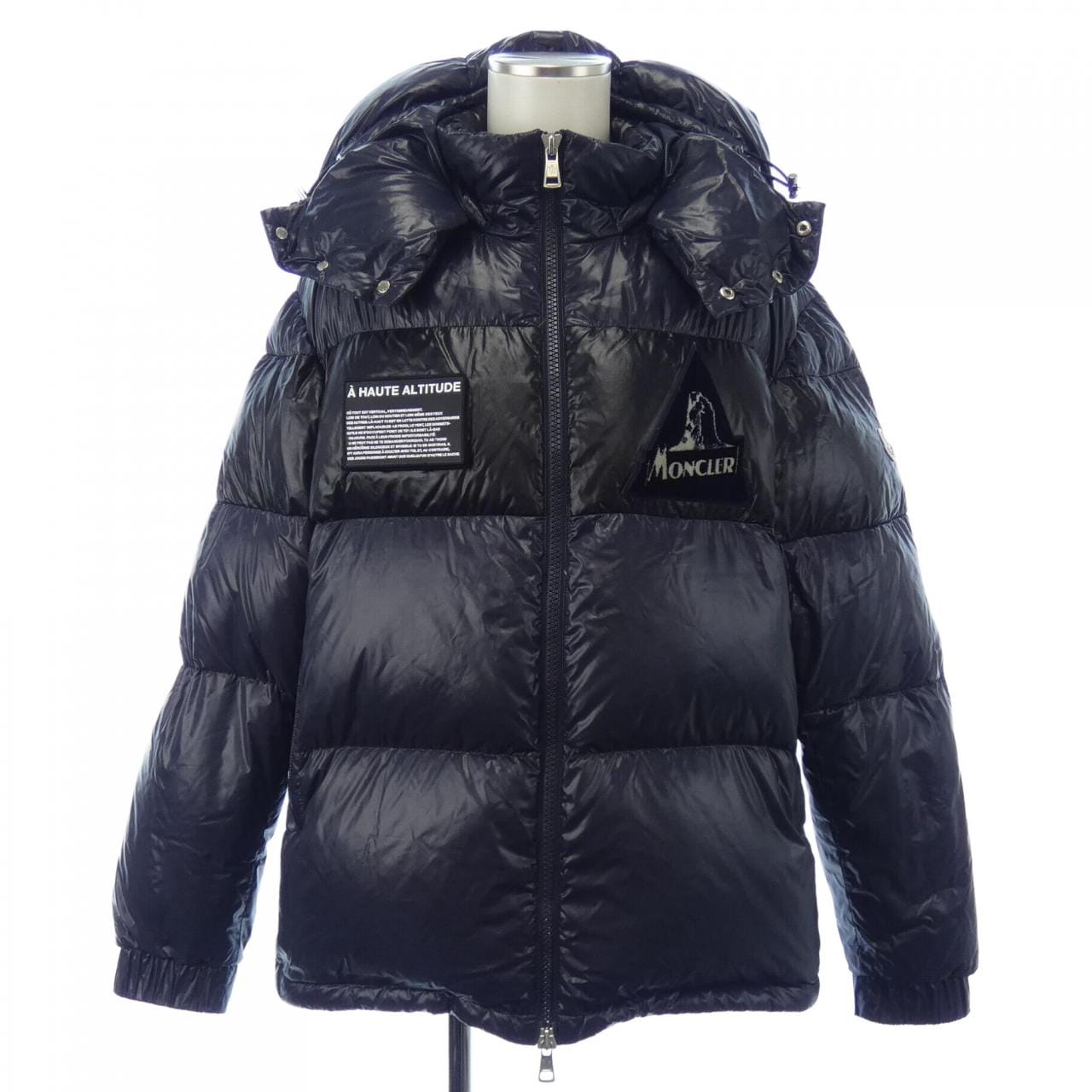 モンクレール MONCLER ダウンジャケット