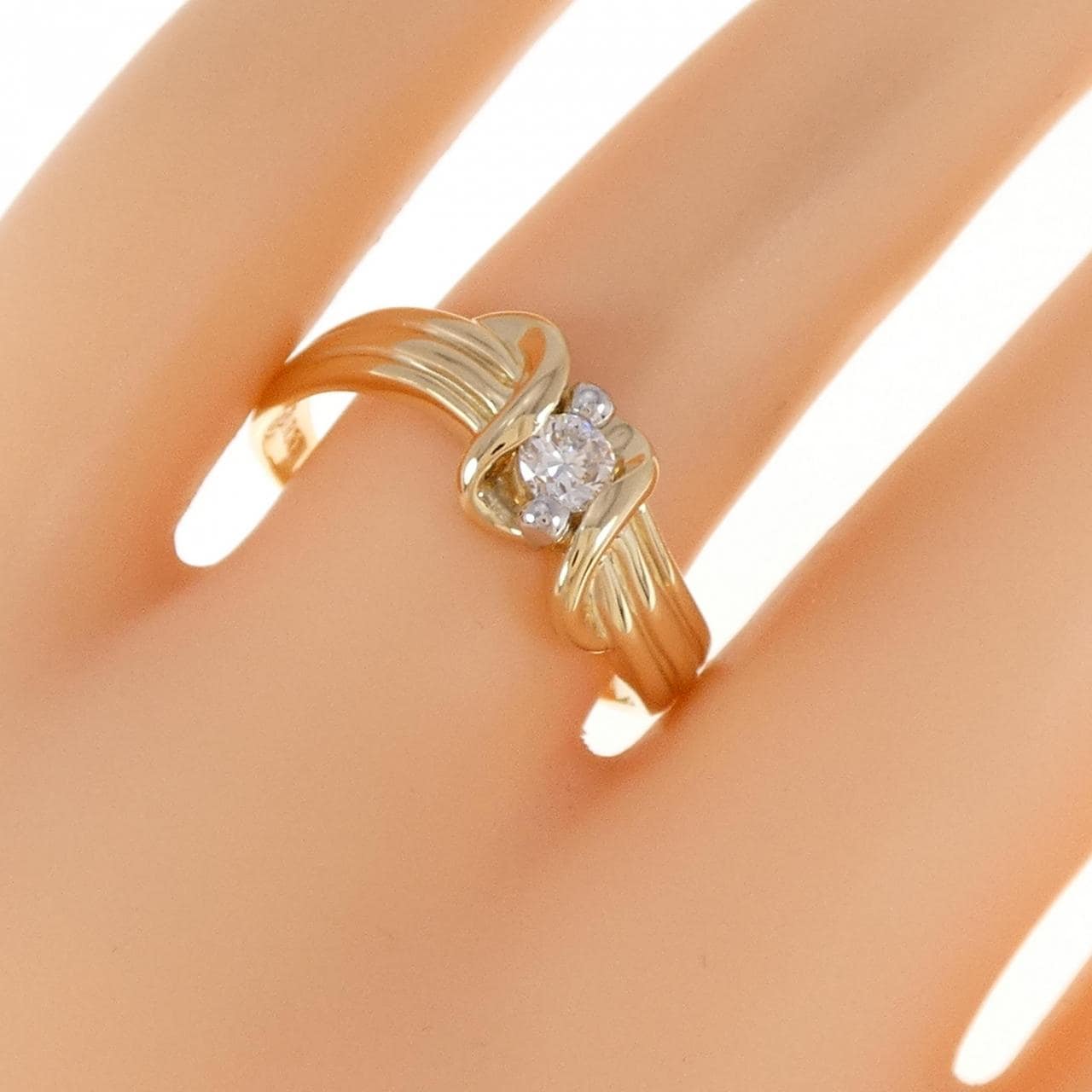 K18YG/PT ダイヤモンド リング 0.225CT