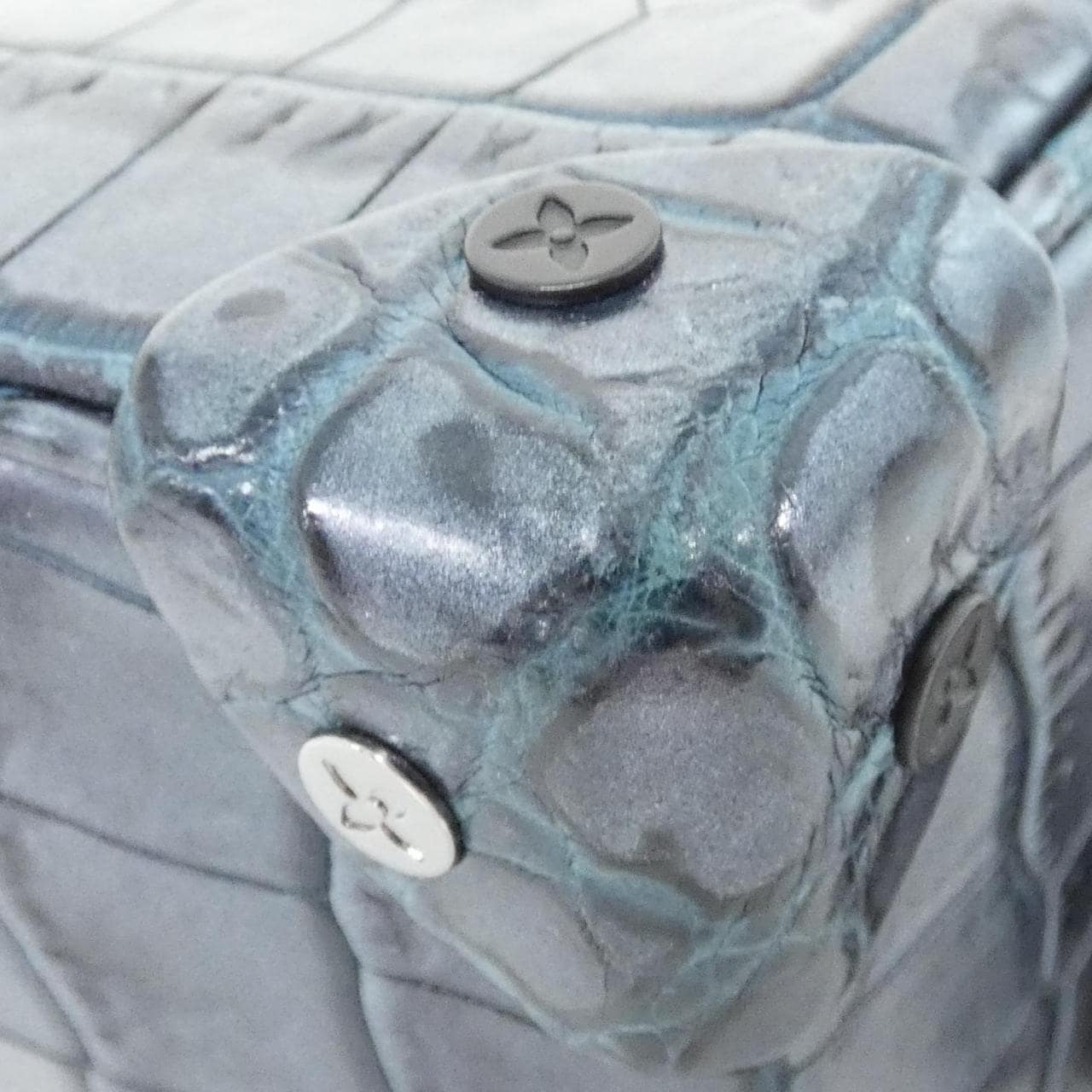 ルイヴィトン エキゾチック レザー ミニ ソフトトランク ショルダーバッグ