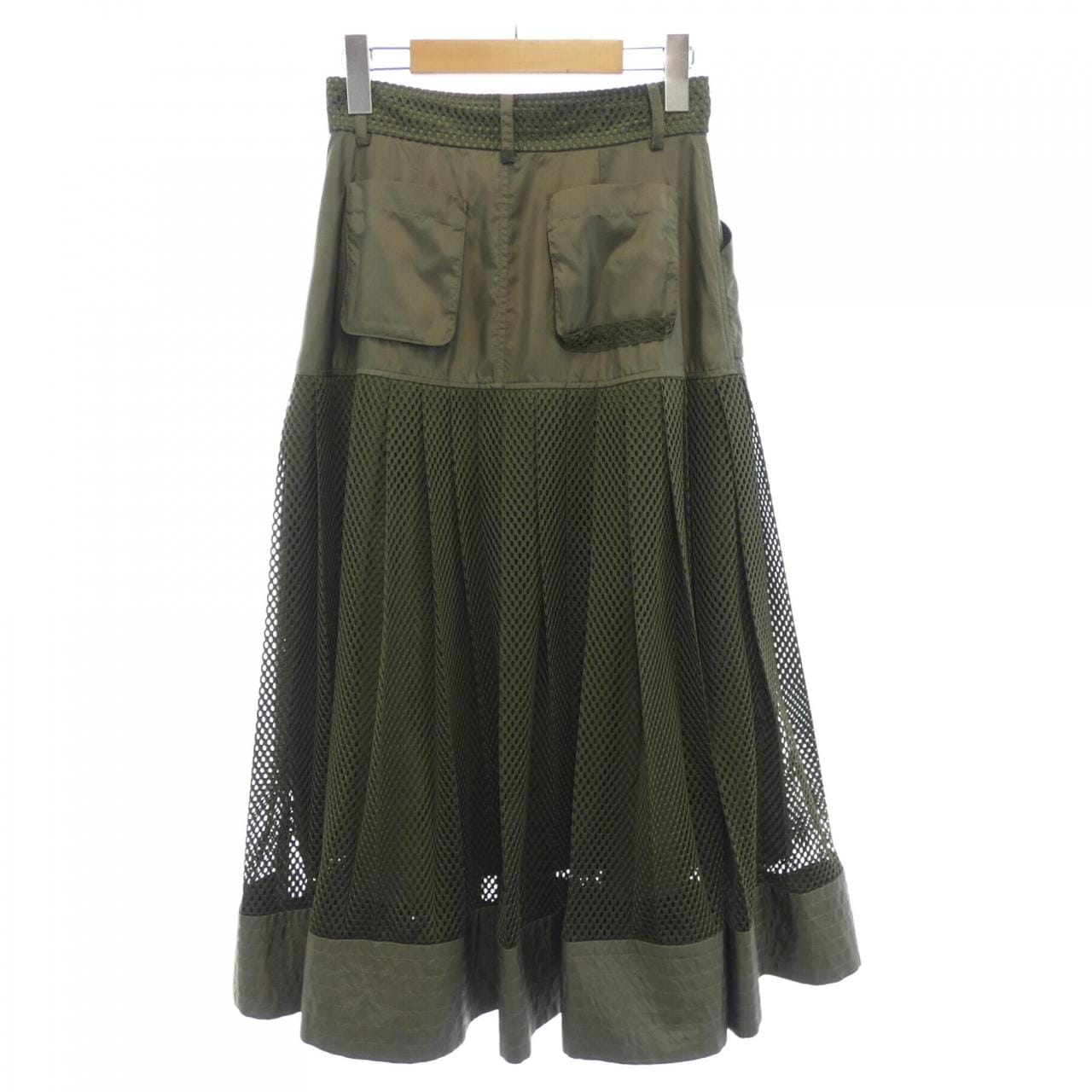 ESSENTIAL スカート