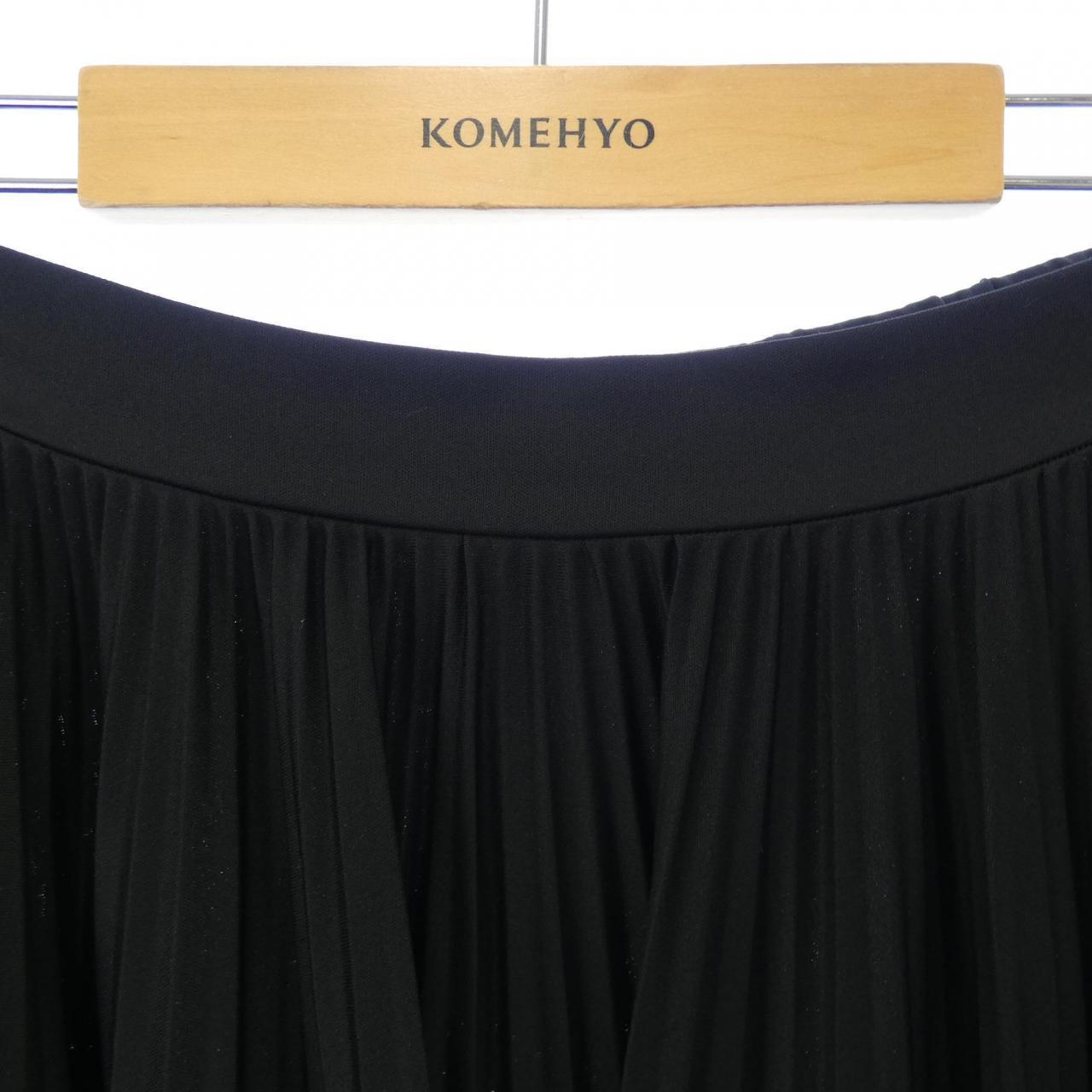 ヴァレンティノ VALENTINO スカート