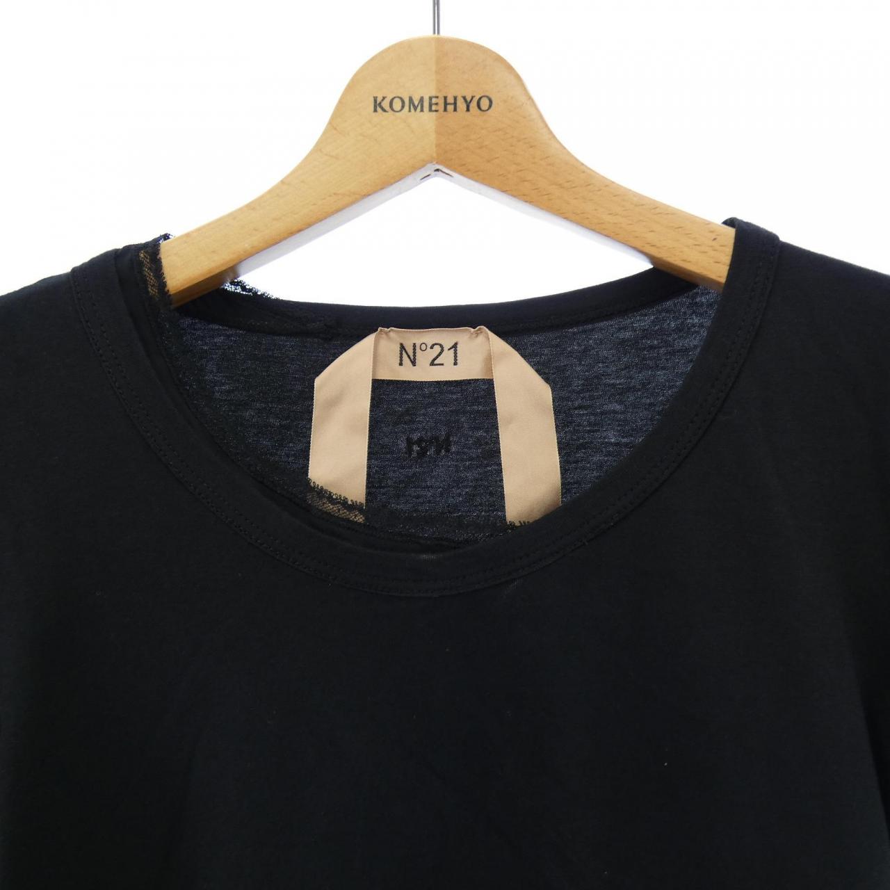 ヌメロヴェントゥーノ N°21 24S-F061-4157 トップス