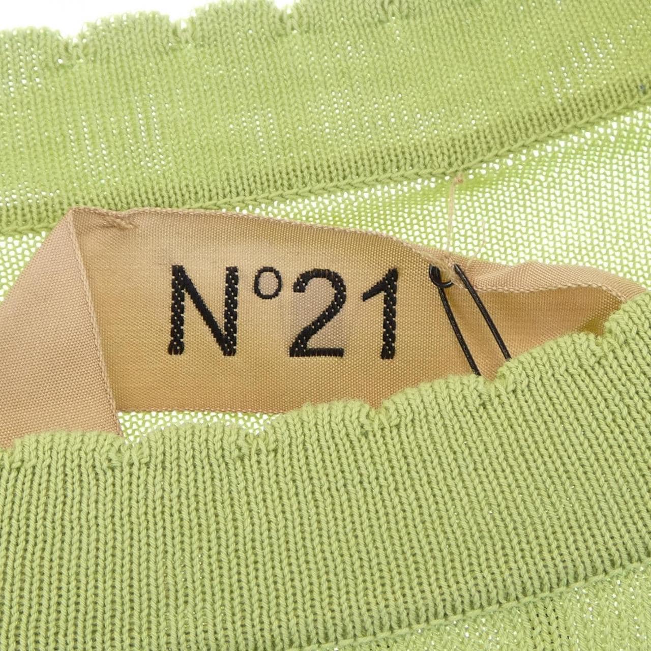 ヌメロヴェントゥーノ N°21 P24EN2M A0239508 ニット