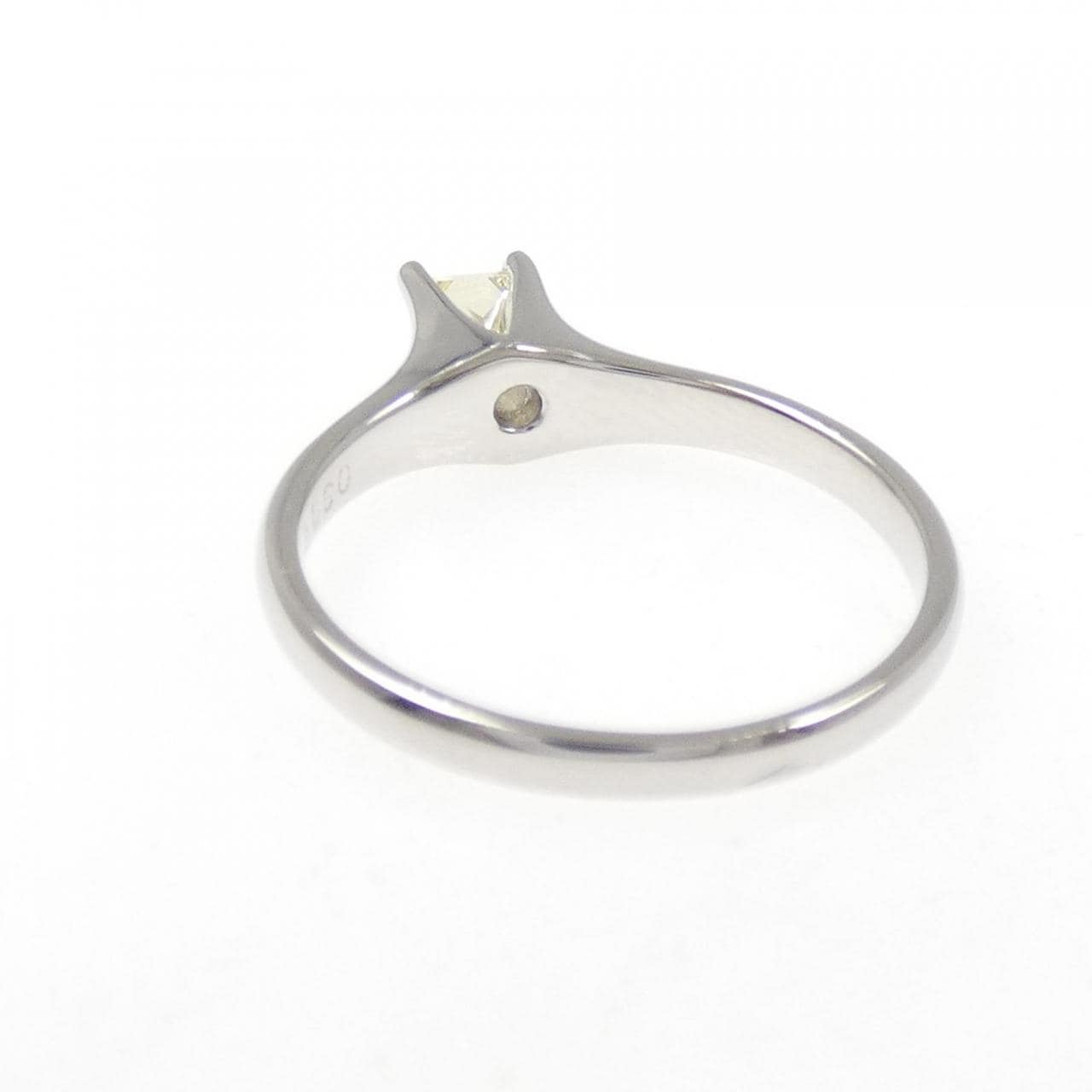 PT900 ダイヤモンド リング 0.300CT
