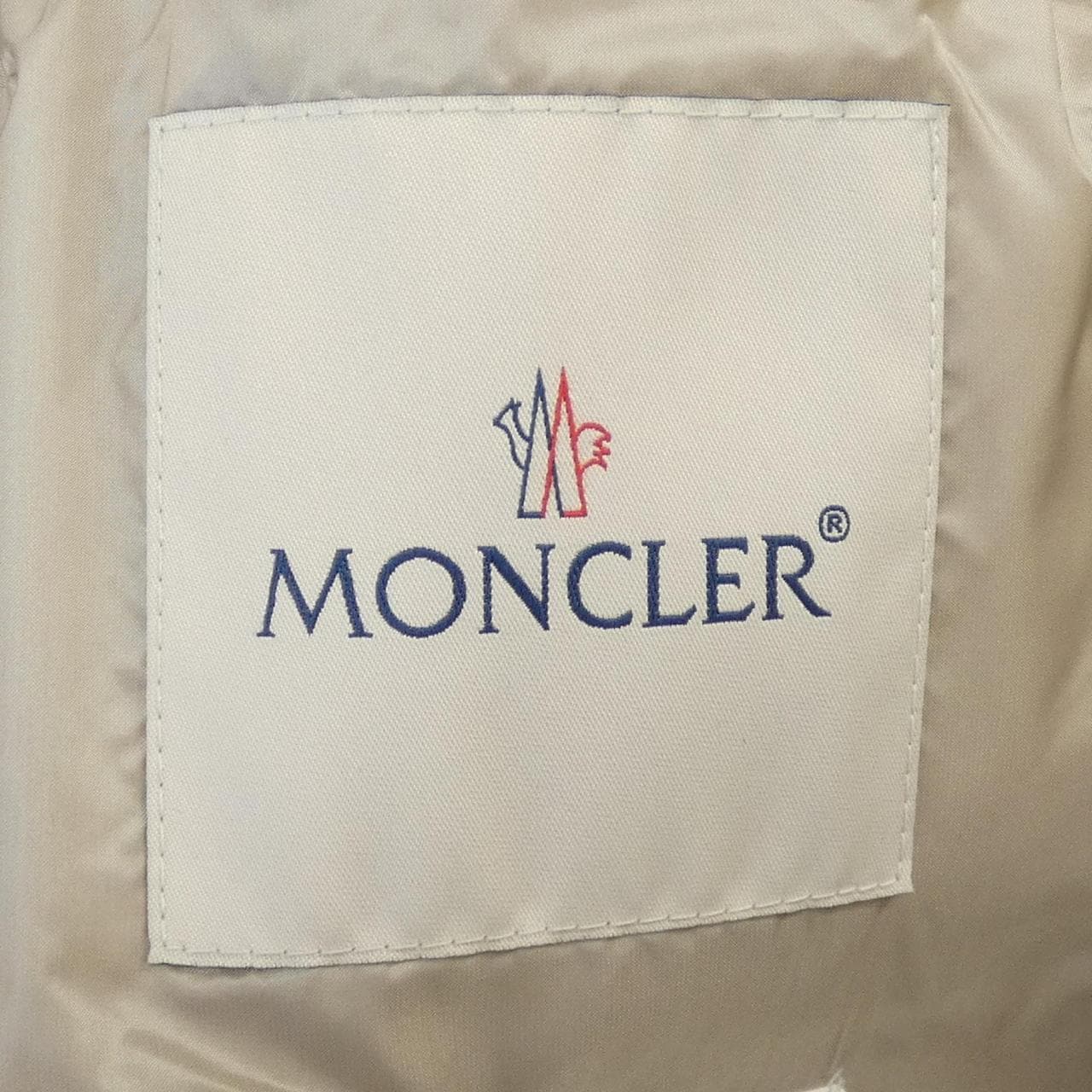 モンクレール MONCLER ダウンジャケット