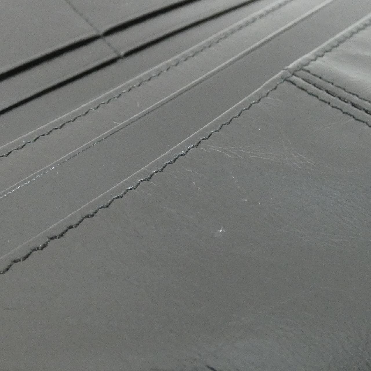 【未使用品】プラダ 1MH132 財布