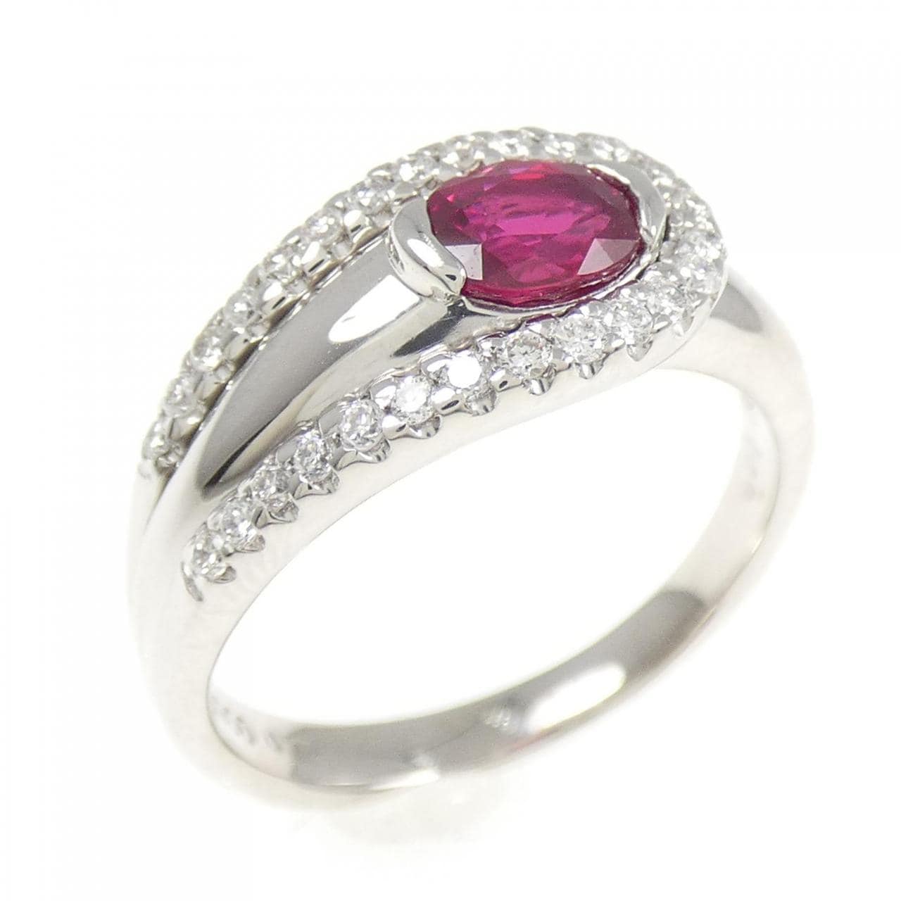 PT Ruby Ring 0.77CT