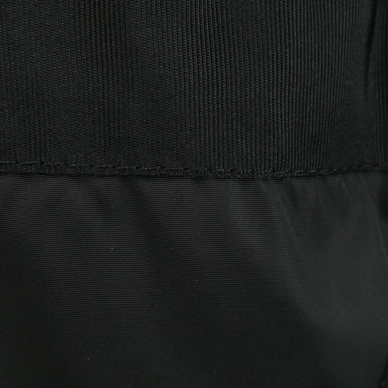 モンクレール MONCLER ダウンコート