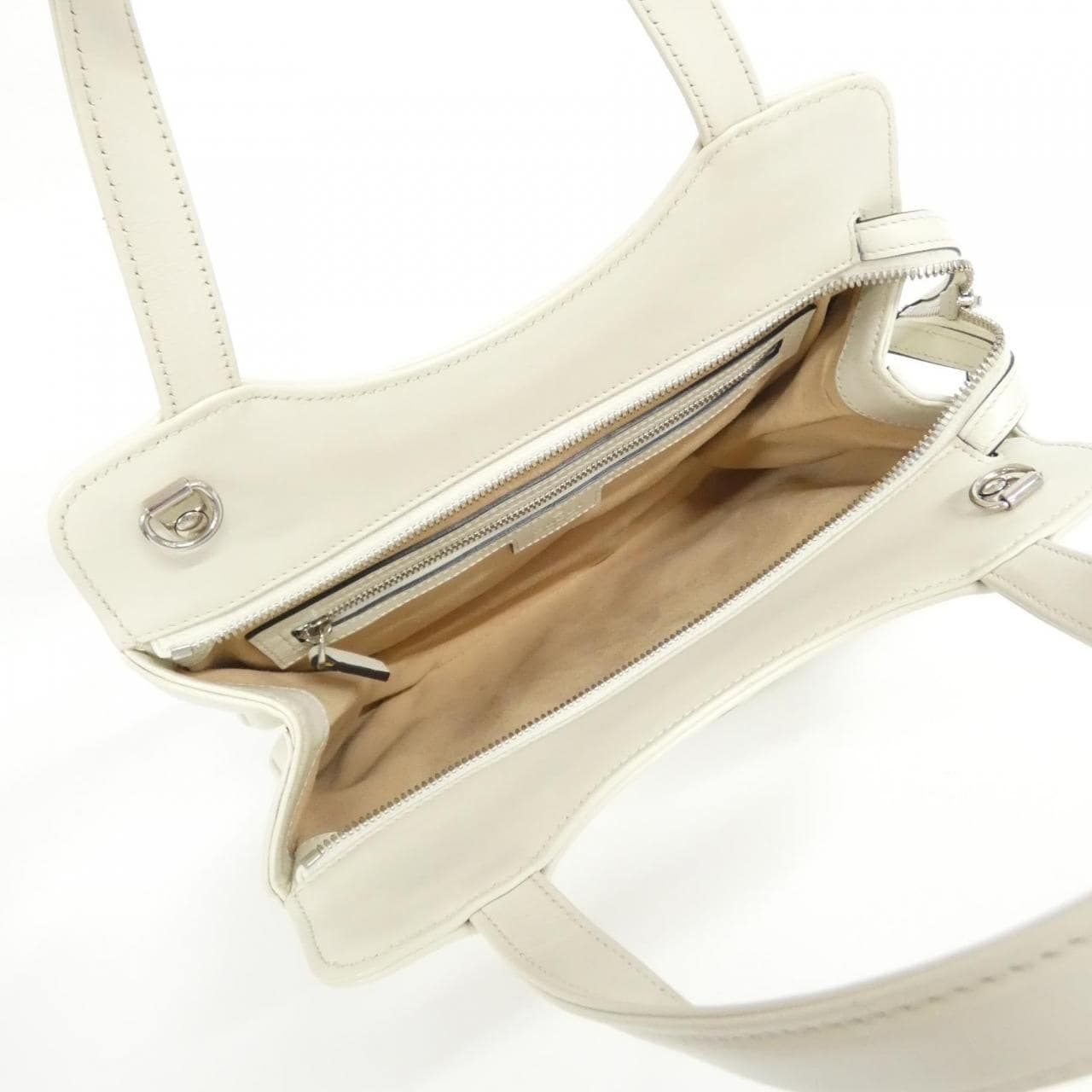Gucci PETITE GG 745918 AACAW Bag